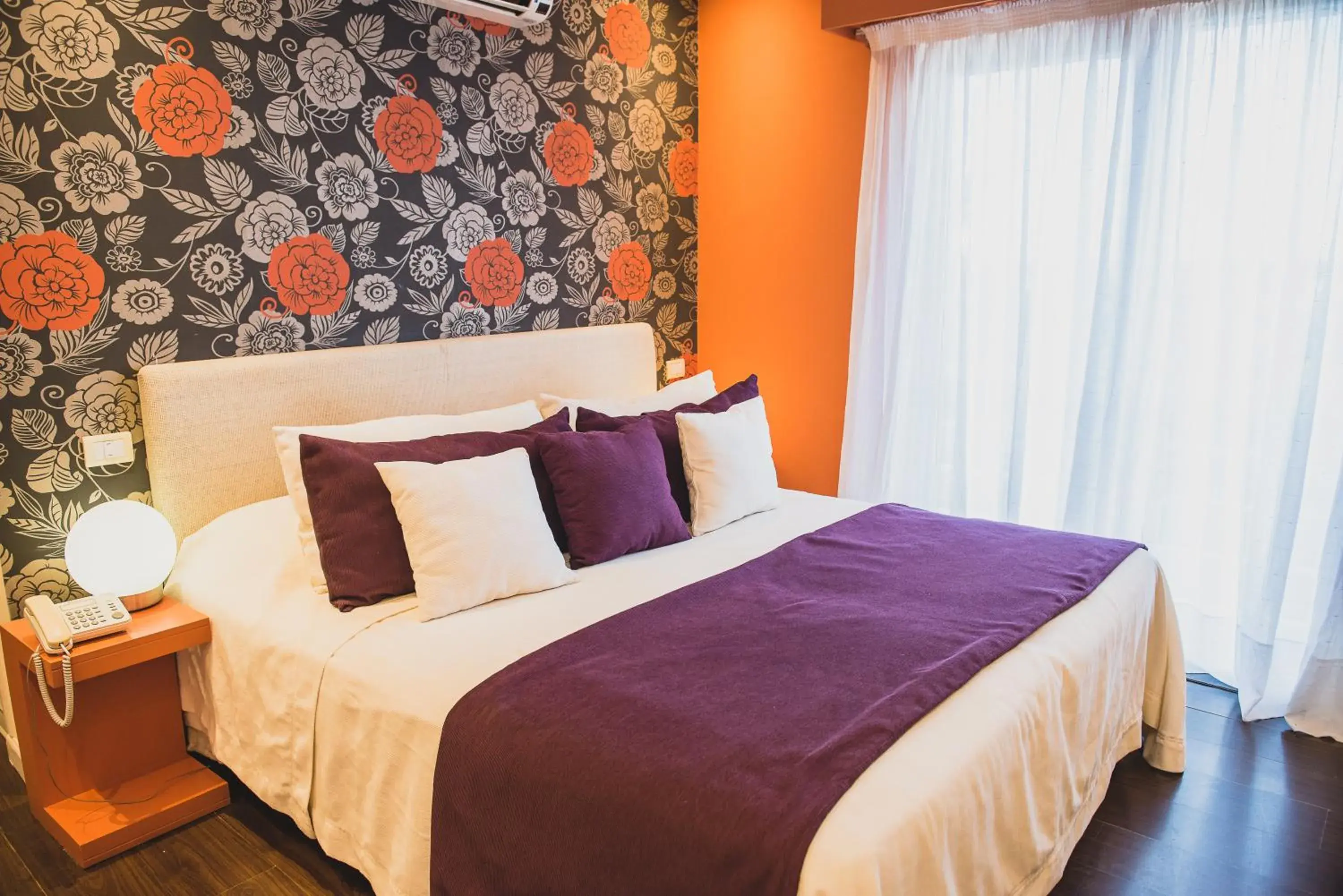 Bed in Los Muelles Boutique Hotel