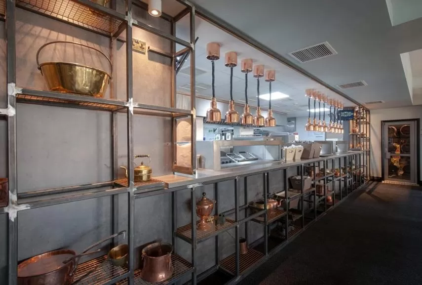 Restaurant/places to eat in The Saxon Crown Wetherspoon