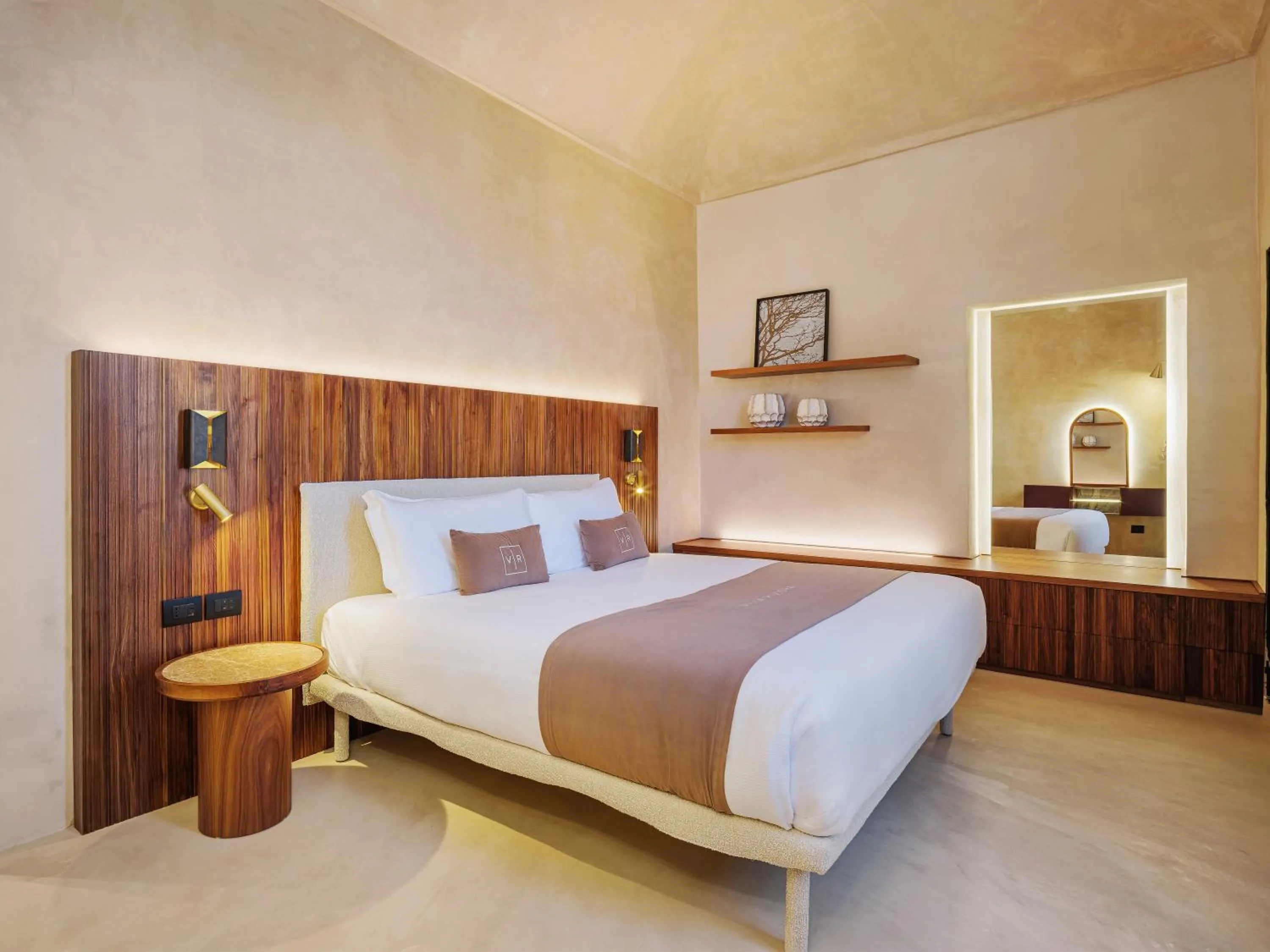 Bed in Villa Riviera Resort