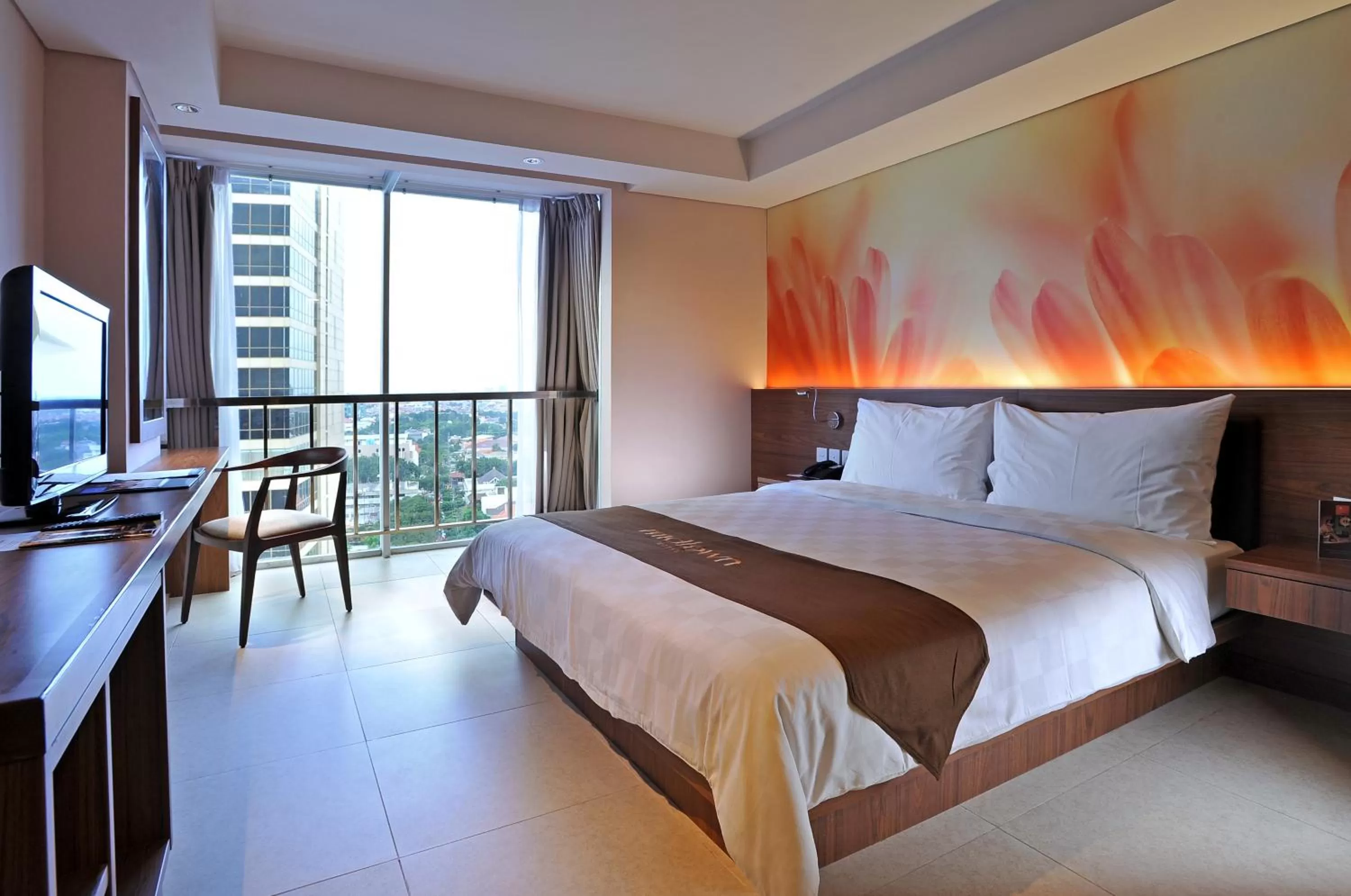 Bed in Midtown Hotel Surabaya