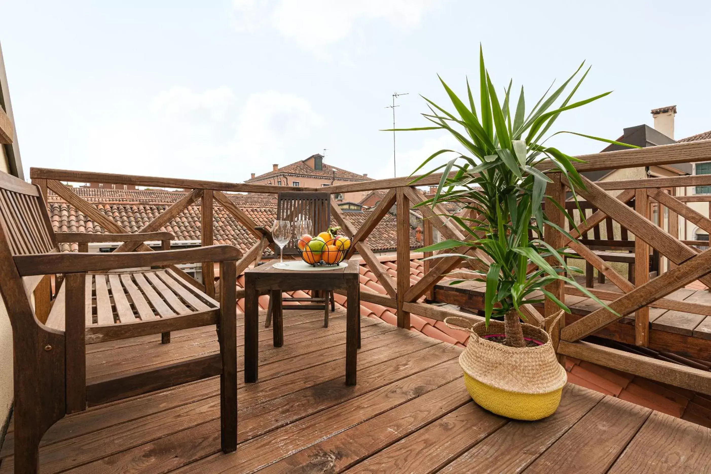 Balcony/Terrace in Ca' Degli Antichi Giardini Apartments