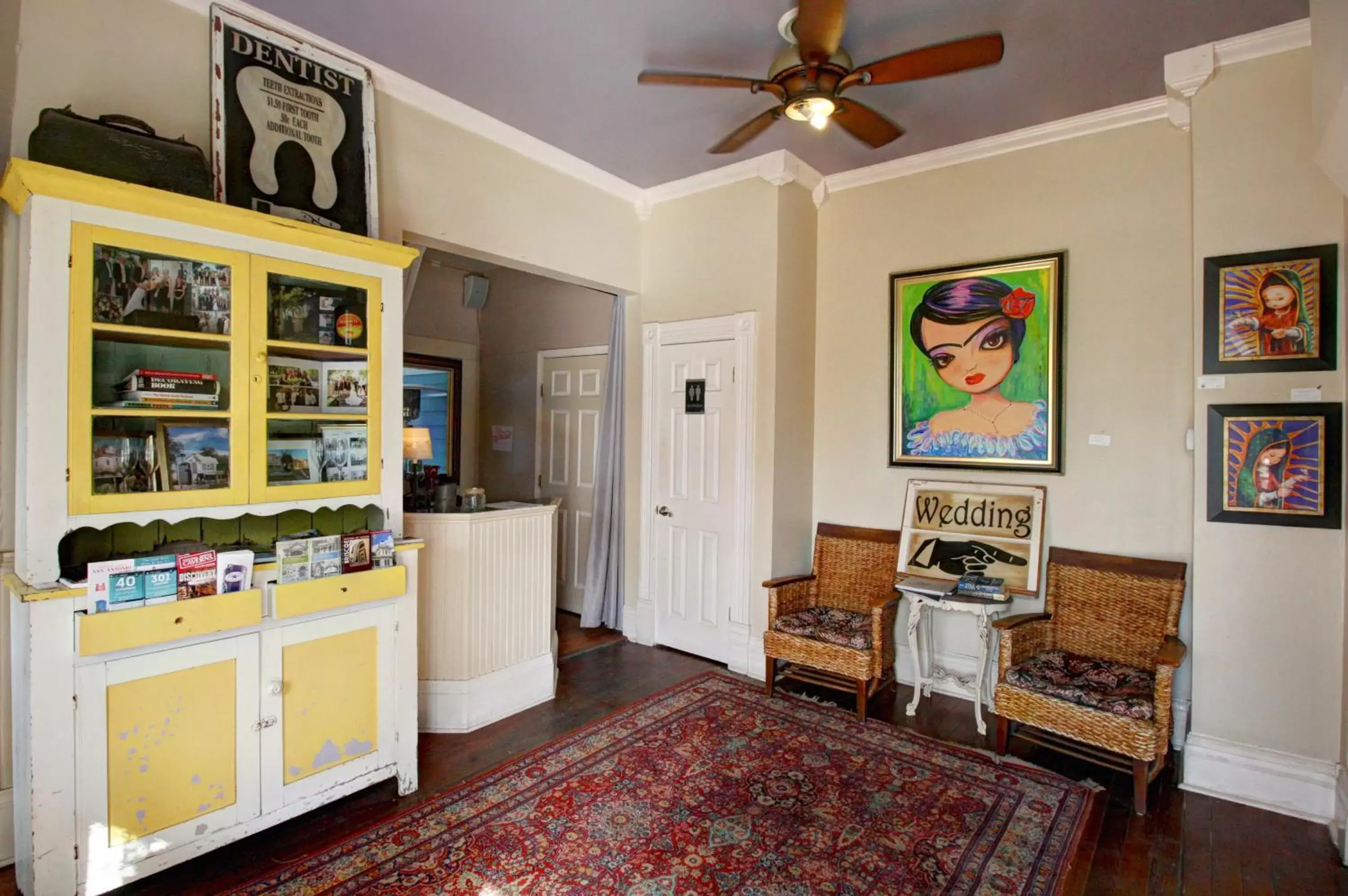 Facade/entrance in Inn on the Riverwalk Facade/entrance in Inn on the Riverwalk