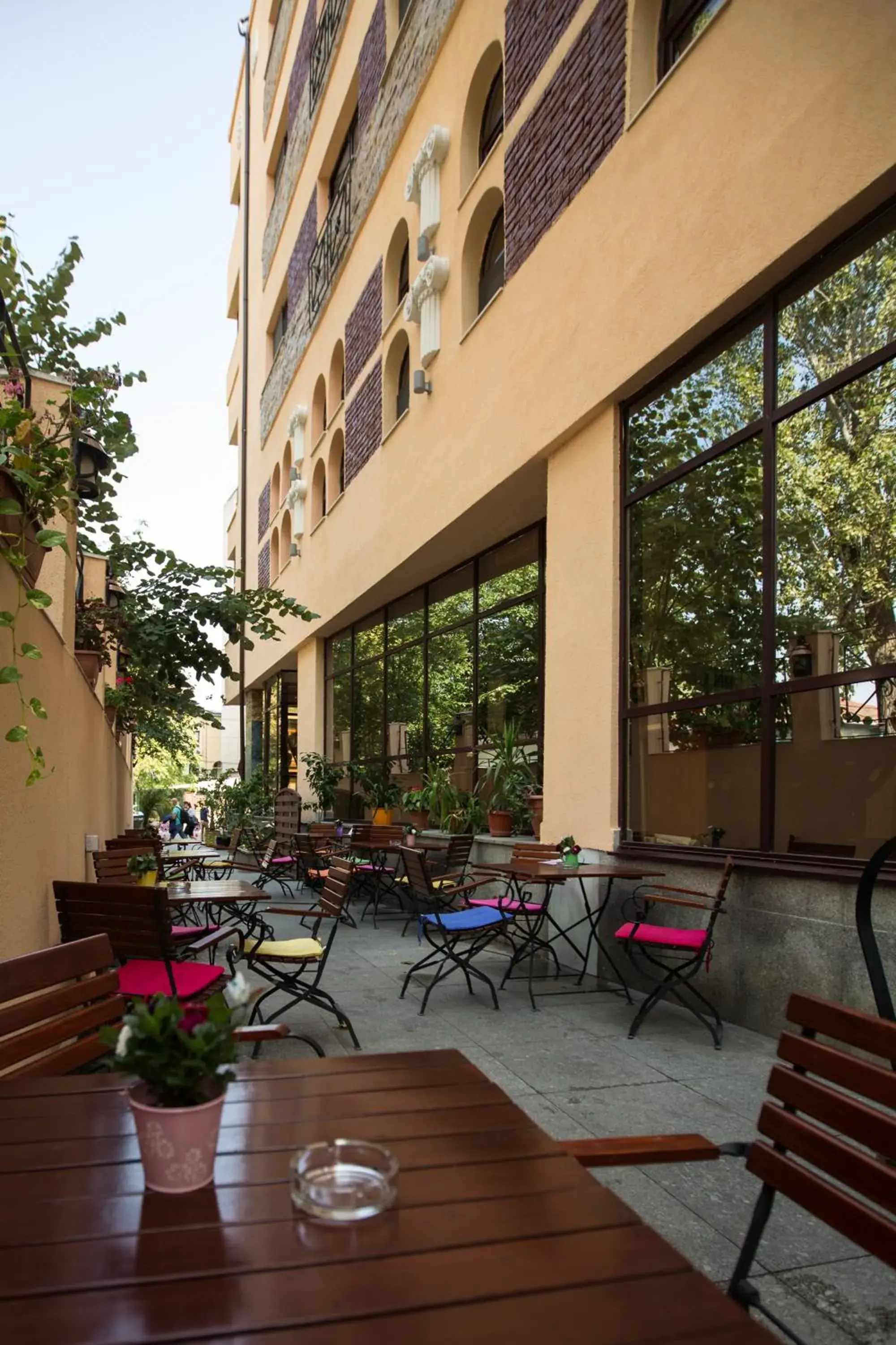 Balcony/Terrace, Restaurant/Places to Eat in Casa Siqua