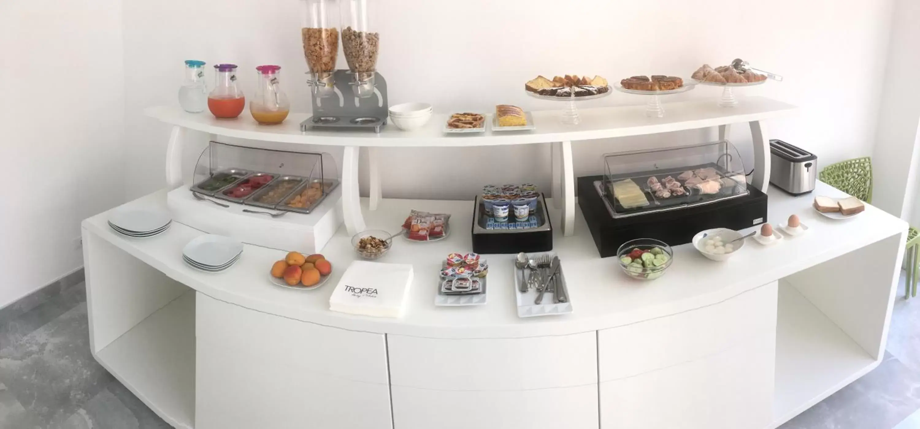 Buffet breakfast in Aether Suites Tropea - Free Private Parking Buffet breakfast in Aether Suites Tropea - Free Private Parking