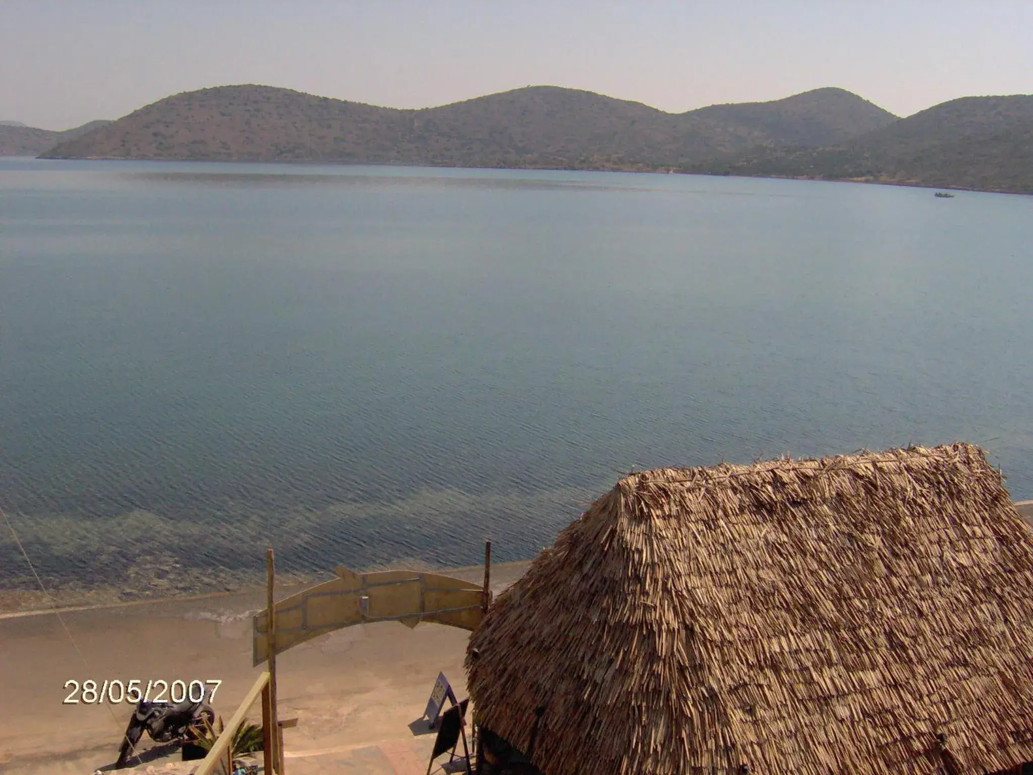 Beach in Elounda Sunrise Apartments