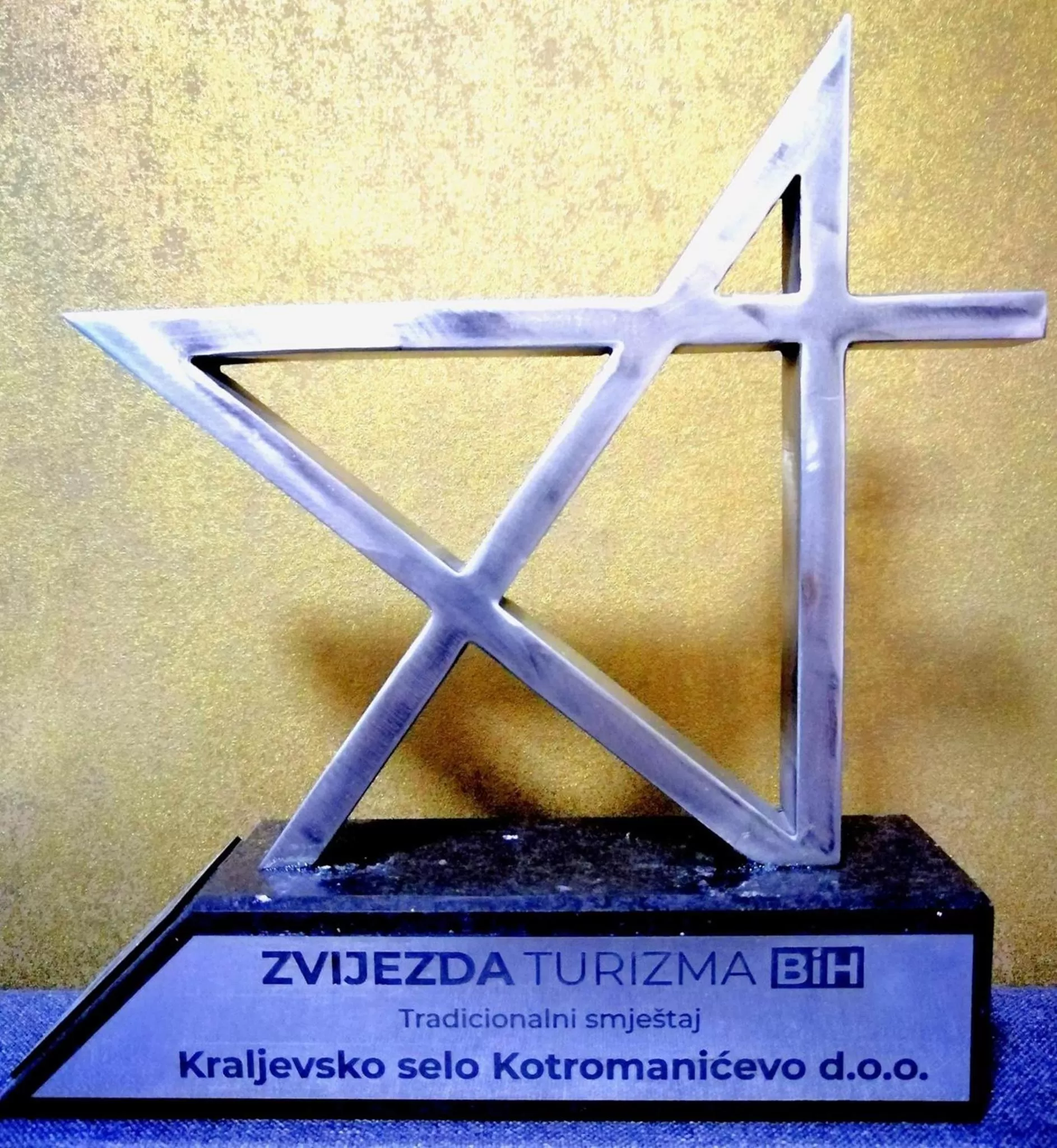 Logo/Certificate/Sign in Kraljevsko selo Kotromanićevo