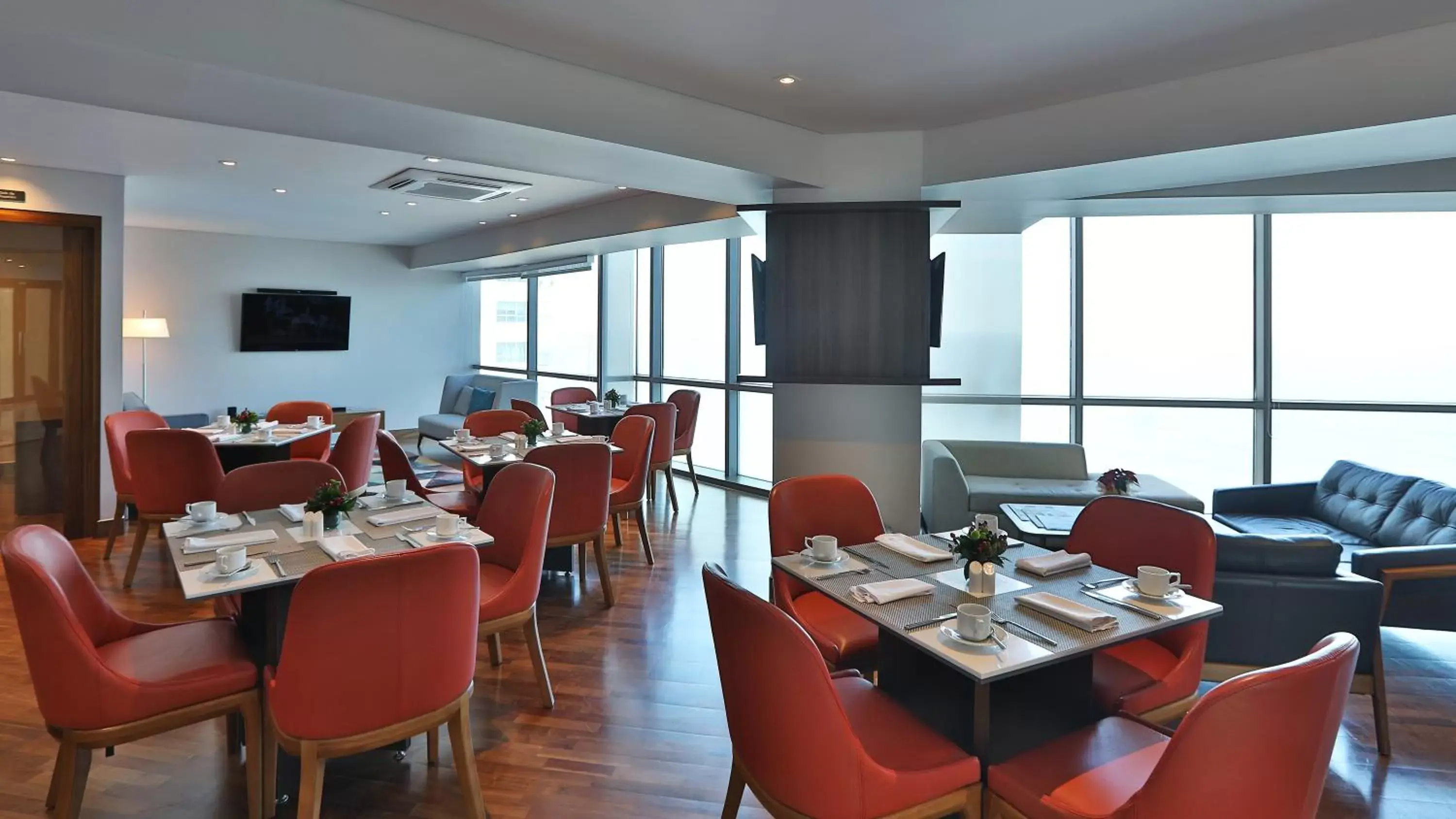 Area and facilities, Restaurant/Places to Eat in Hotel InterContinental Cartagena, an IHG Hotel