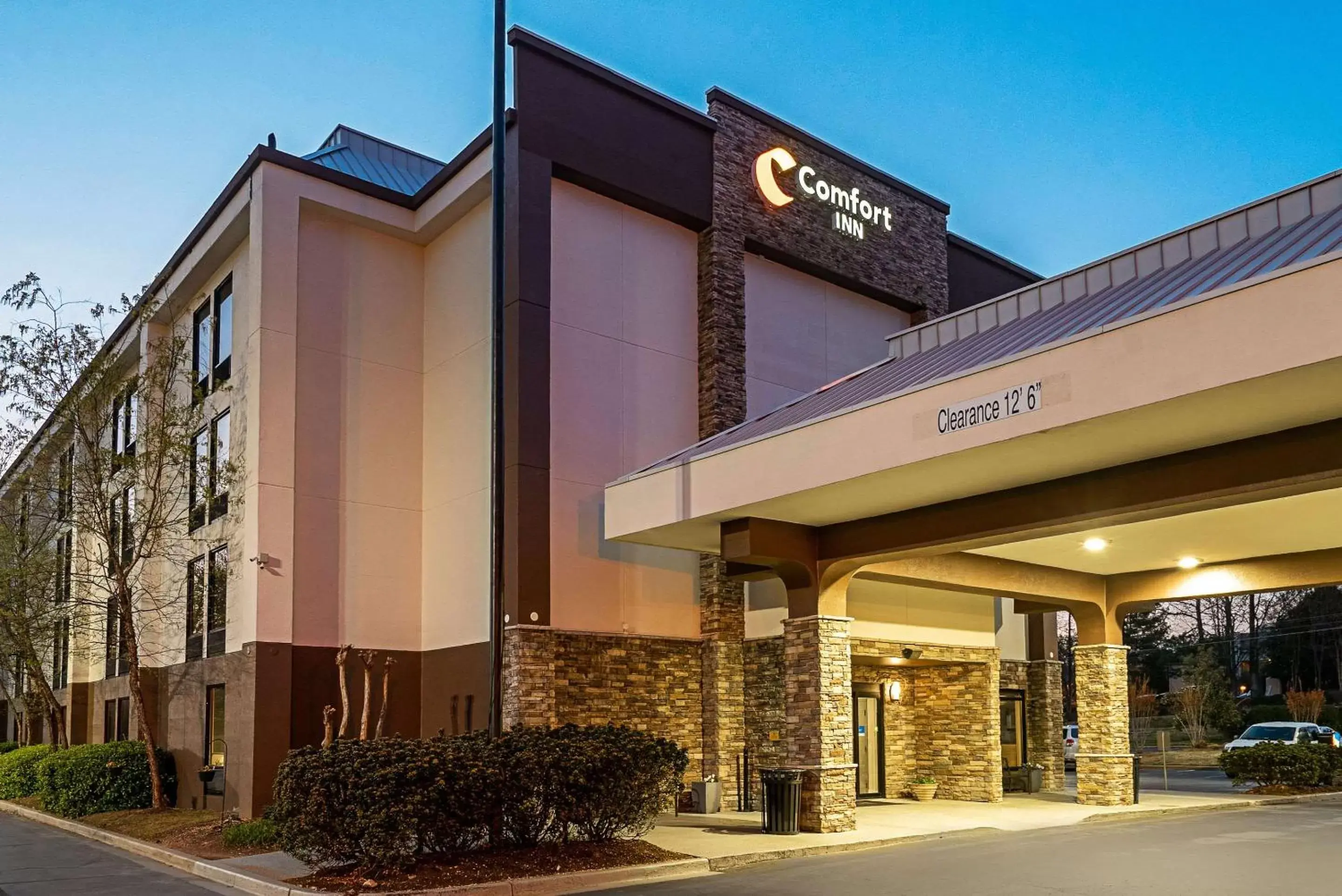 Property Building in Comfort Inn Greenville - Haywood Mall