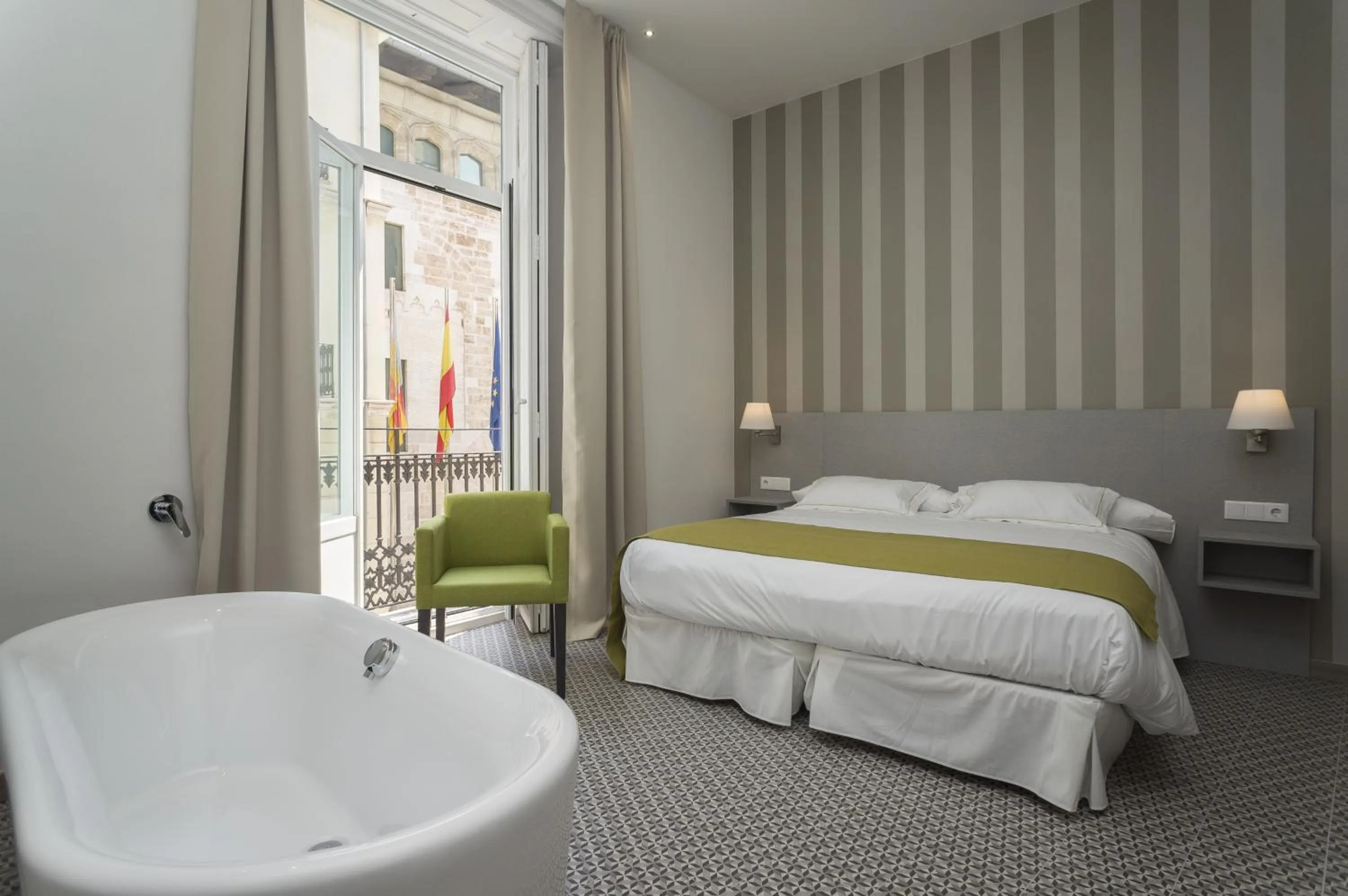 Bedroom, Bed in Hotel San Lorenzo Boutique Plaza