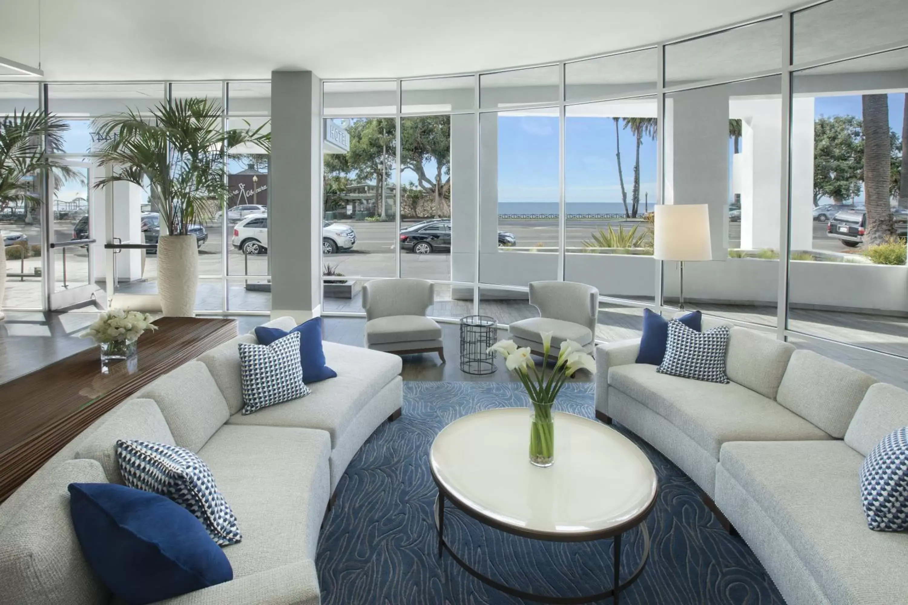 Lobby or reception, Seating Area in Ocean View Hotel