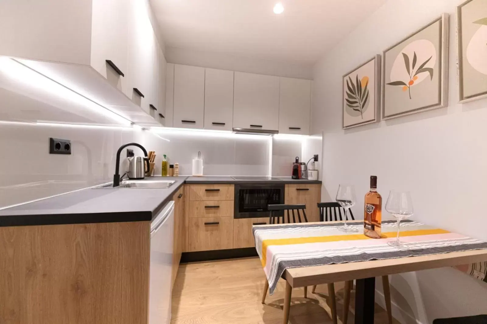 Kitchen or kitchenette, Kitchen/Kitchenette in A&N Athens Luxury Apartments - Ermou
