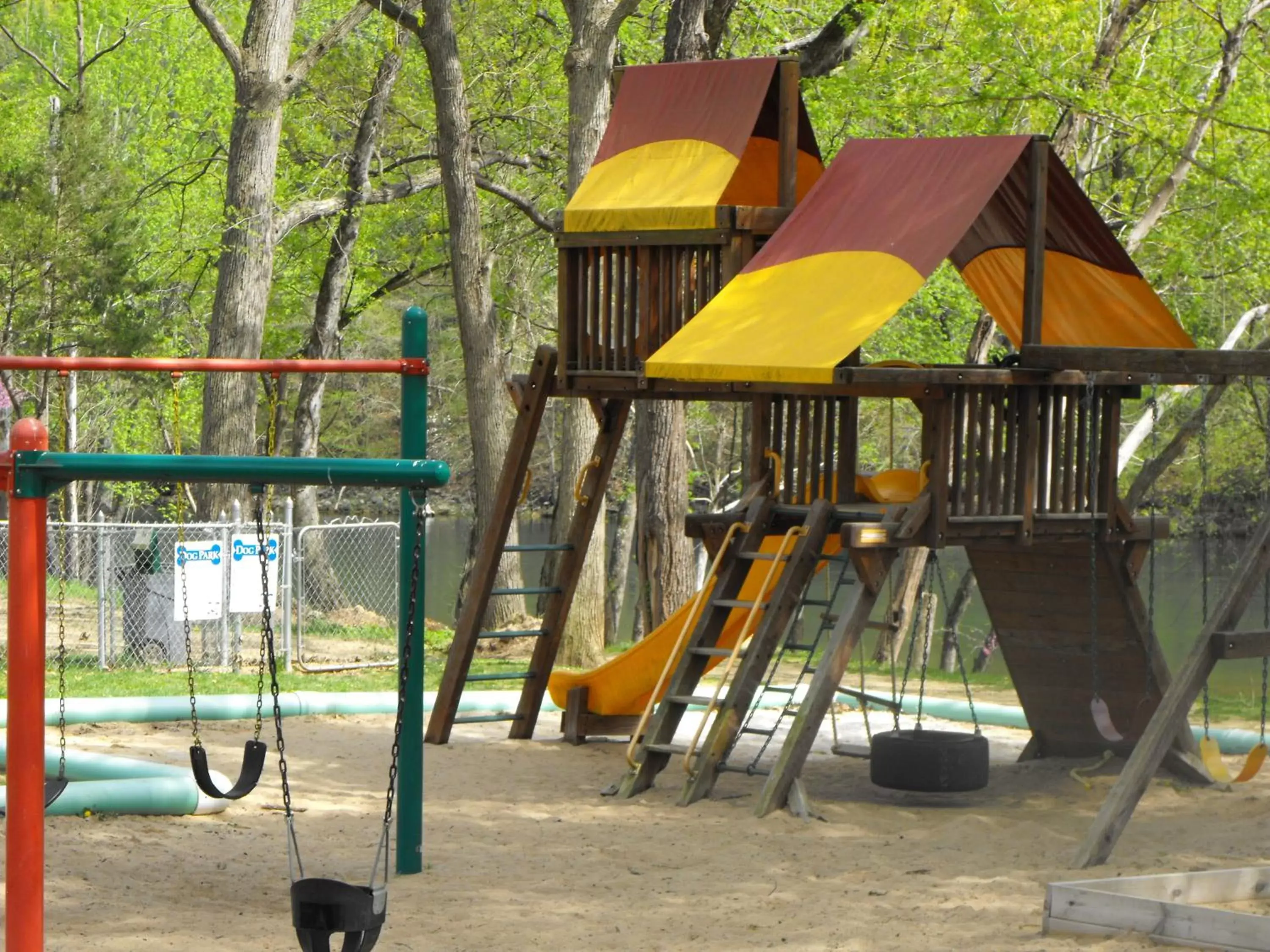 Activities, Children's Play Area in Pointe Royale Golf Resort