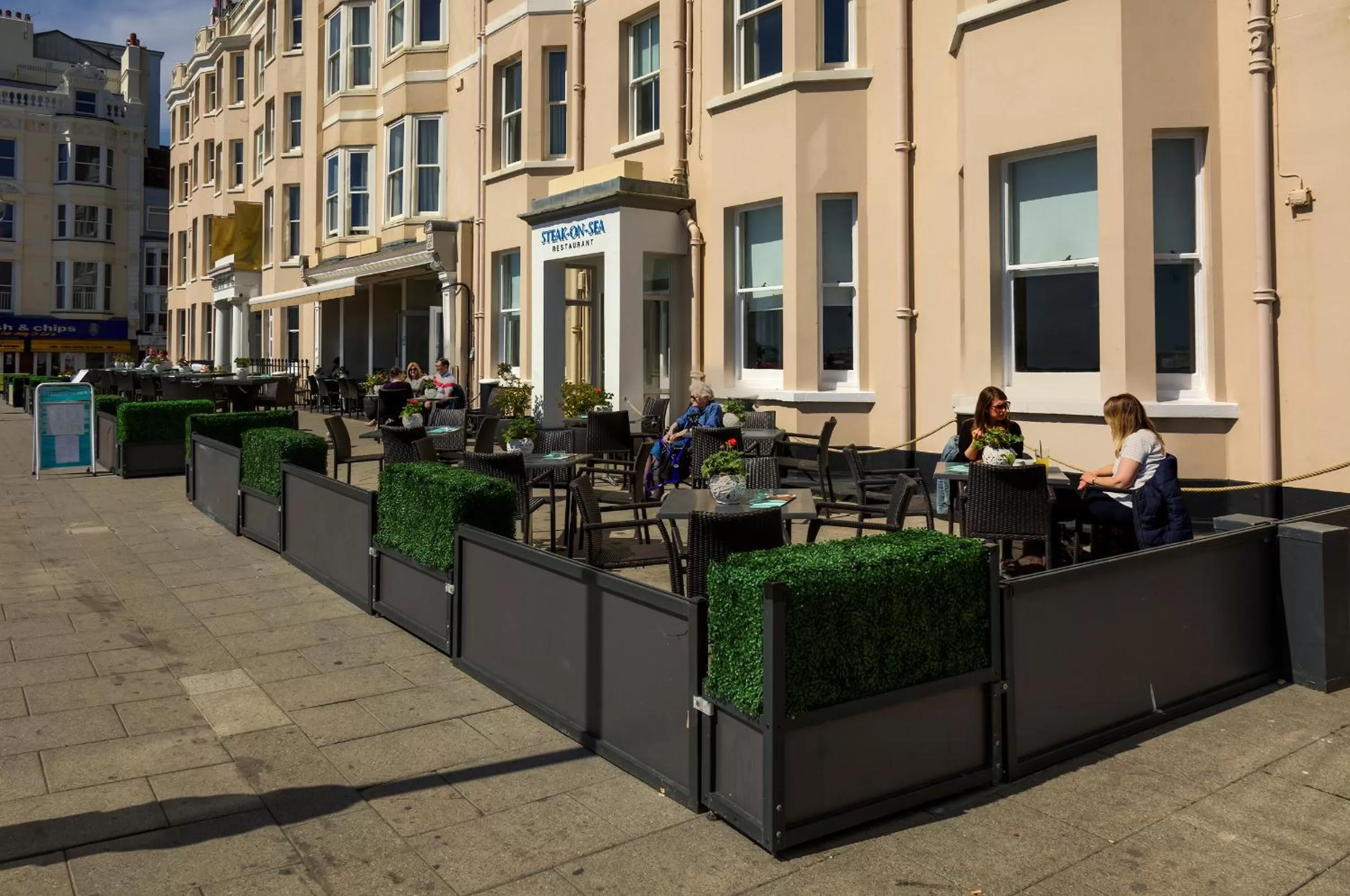 Restaurant/places to eat in The Old Ship Hotel