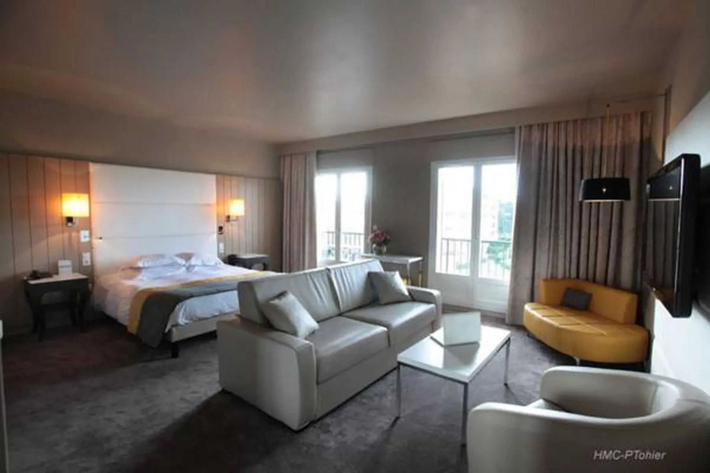 Photo of the whole room in Hotel de Chiberta et du Golf