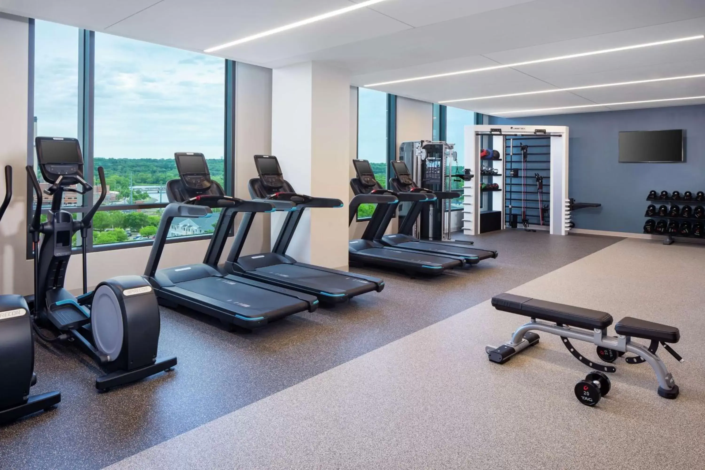 Fitness centre/facilities, Fitness Center/Facilities in Hilton Rochester Mayo Clinic Area