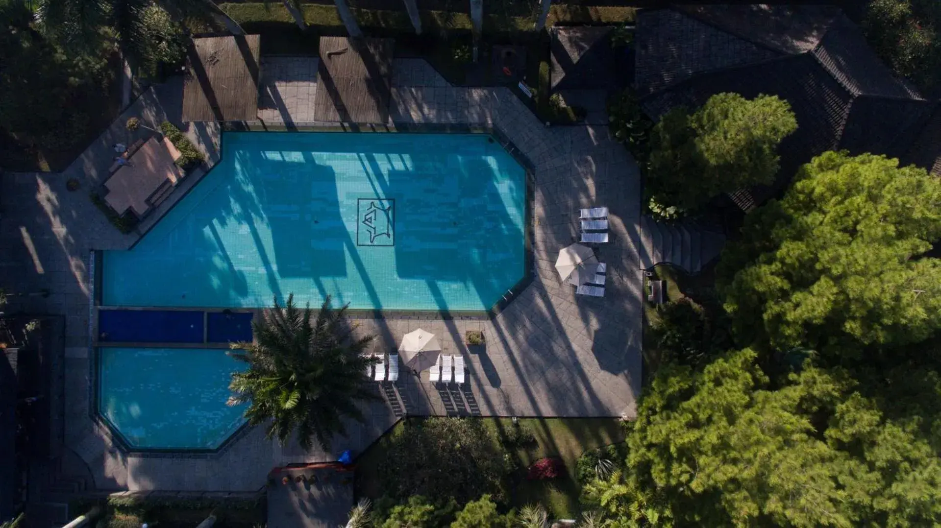 Swimming pool in Puteri Gunung Hotel Swimming pool in Puteri Gunung Hotel