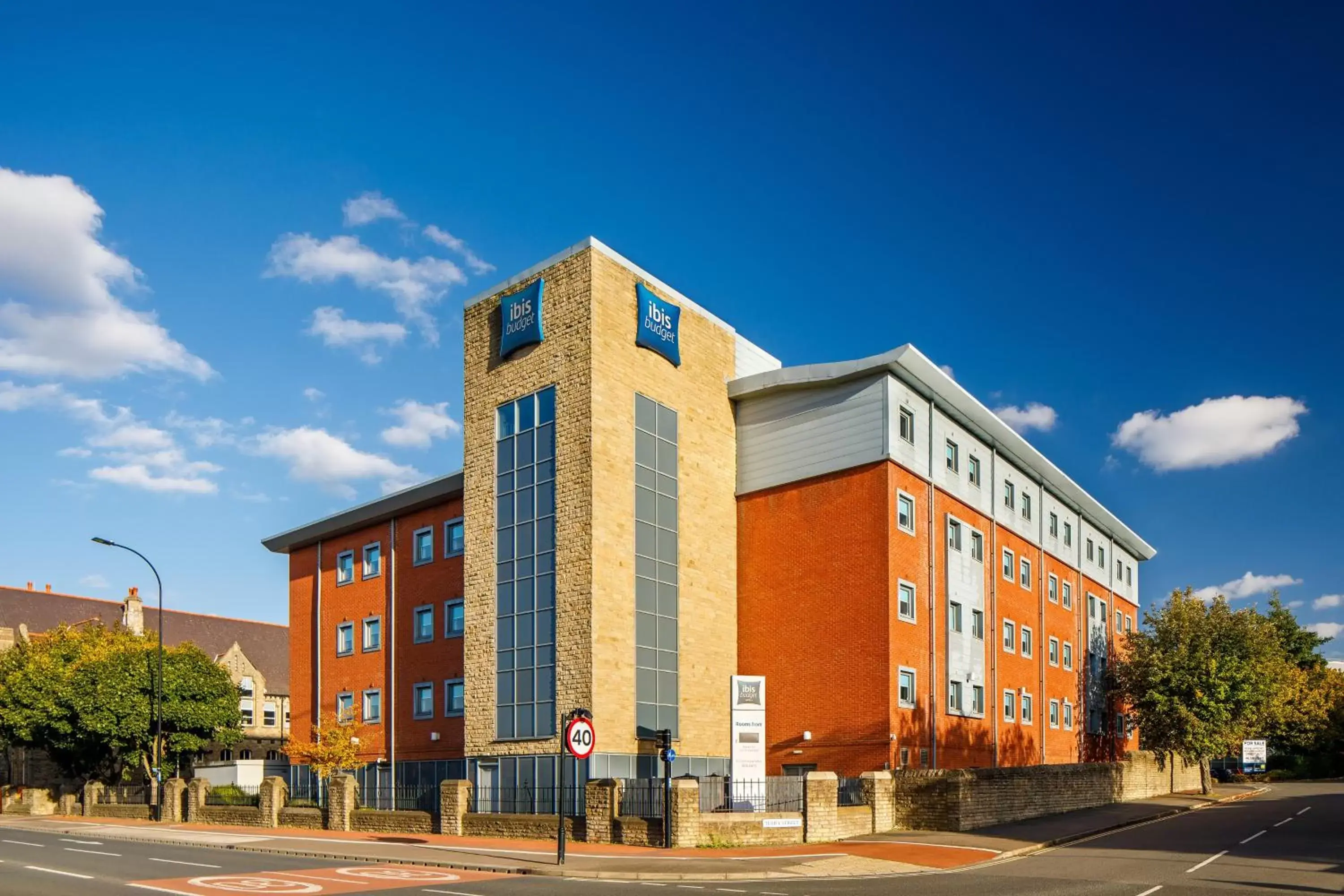 Property Building in ibis budget Sheffield Arena