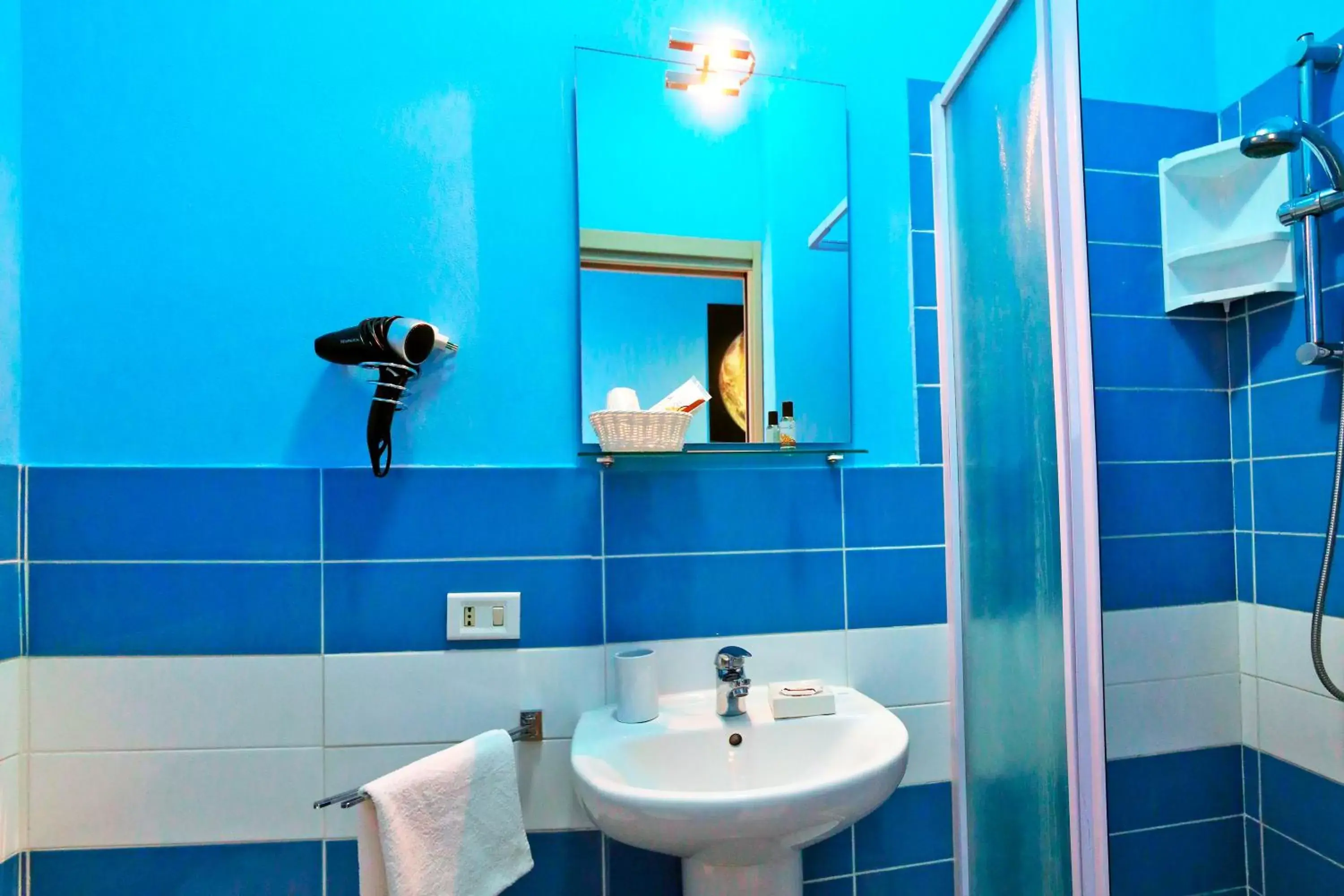 Bathroom in Kosmos