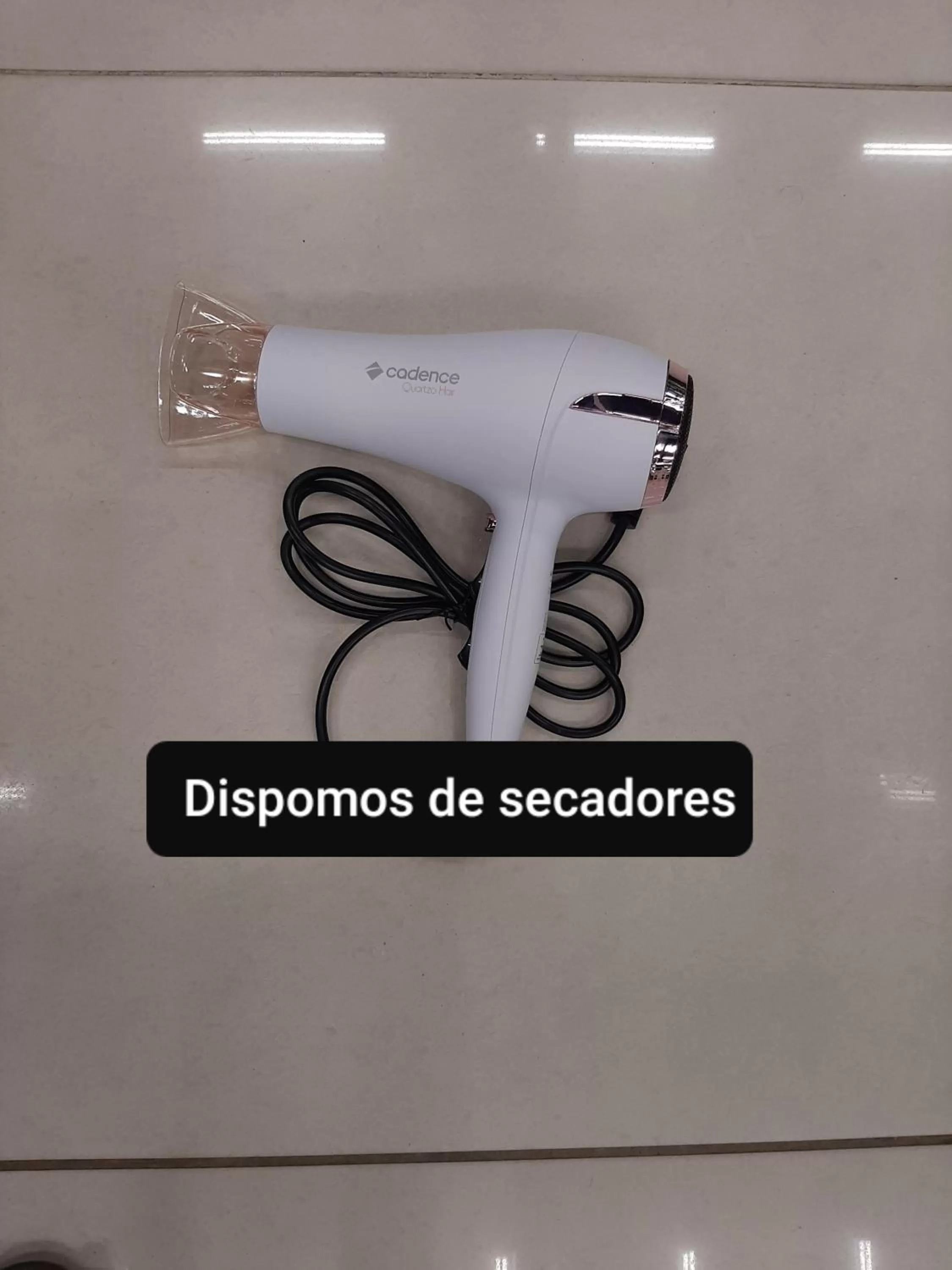 PENHAFLAT, STUDIO COMPLÉTO, C GARAGEM , A 700 m do parque e 120 m da praia