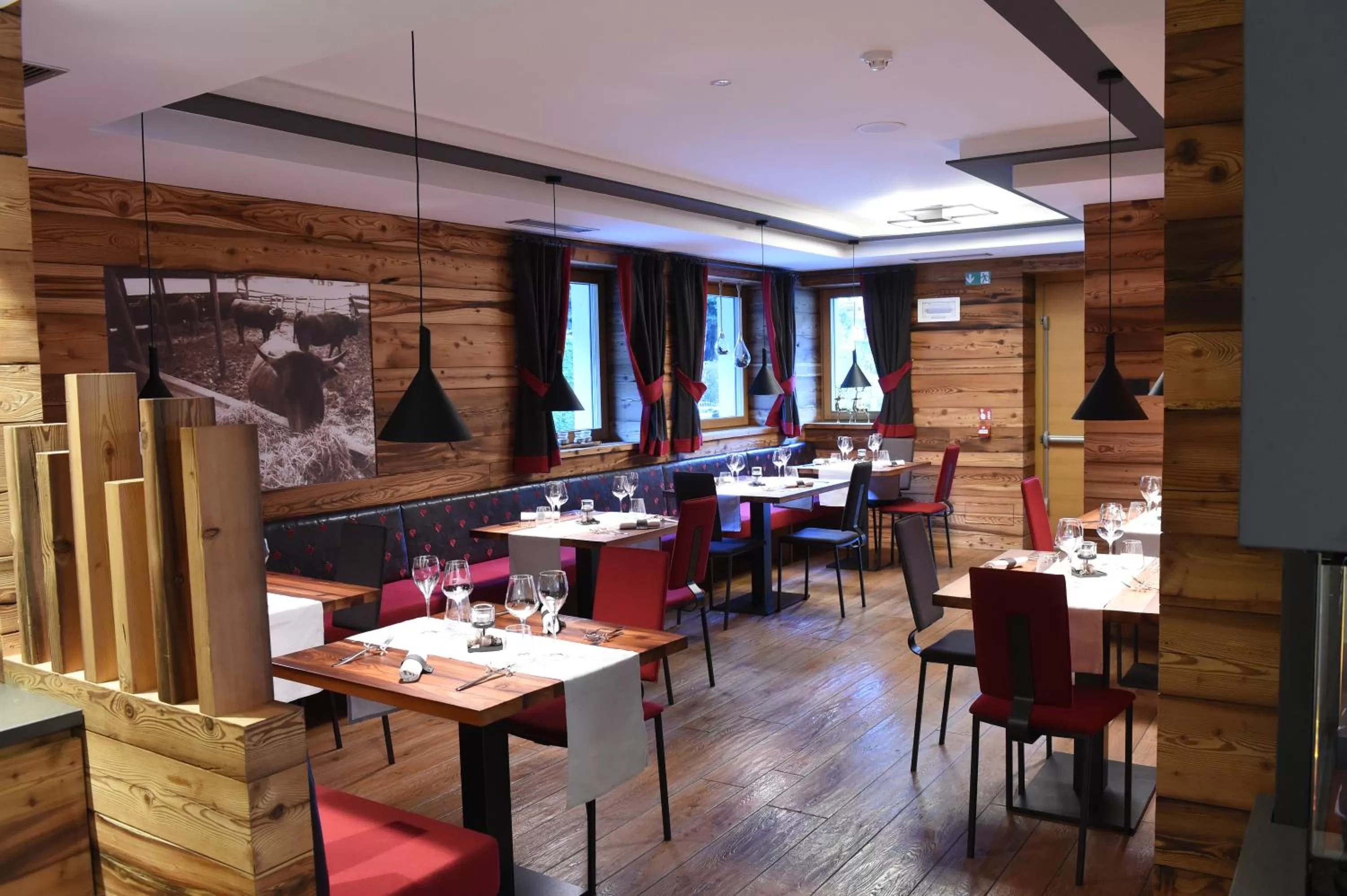 Restaurant/places to eat in Dolomeet Boutique Hotel