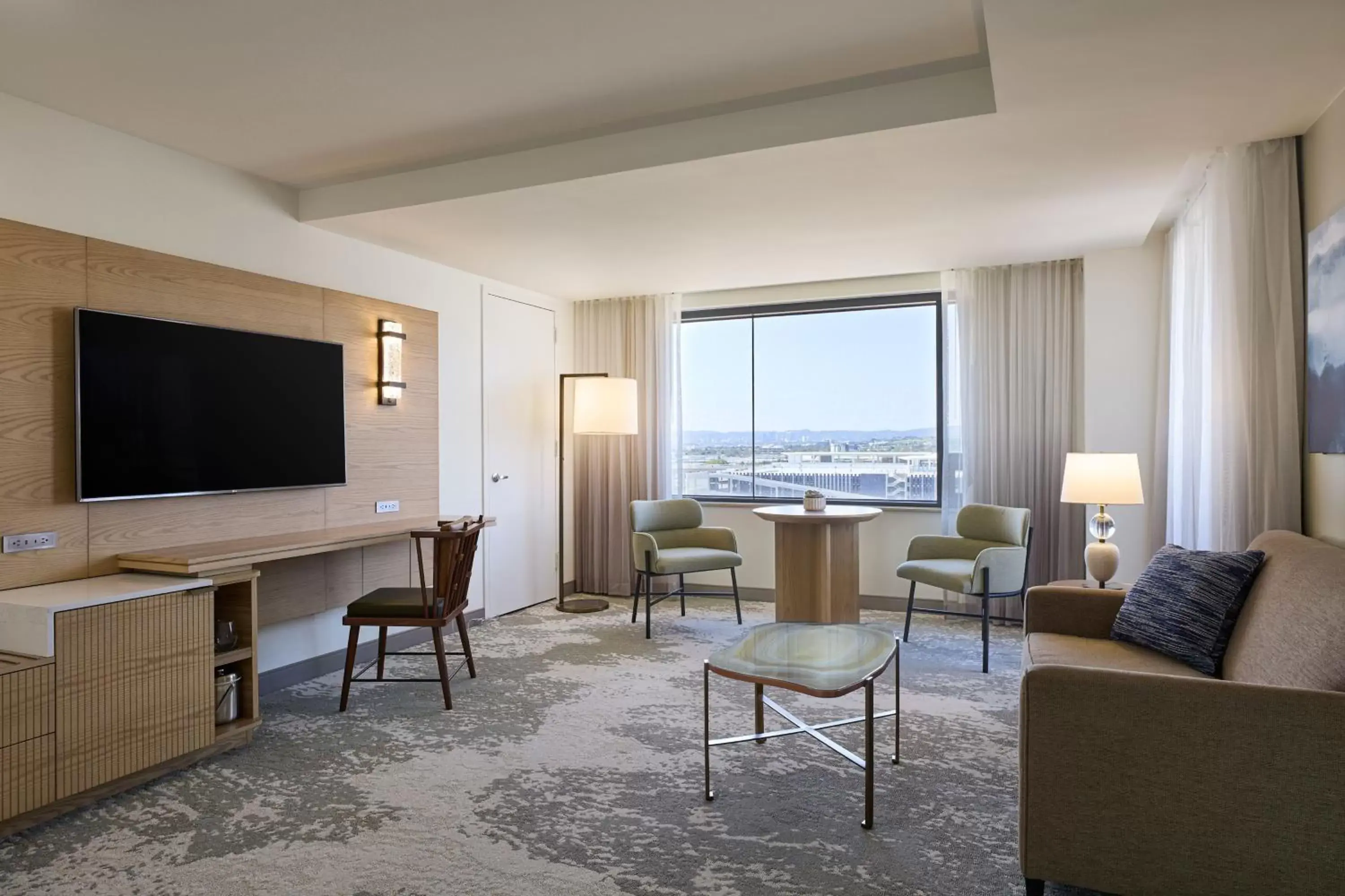 Living room, TV/Entertainment Center in The Westin Los Angeles Airport