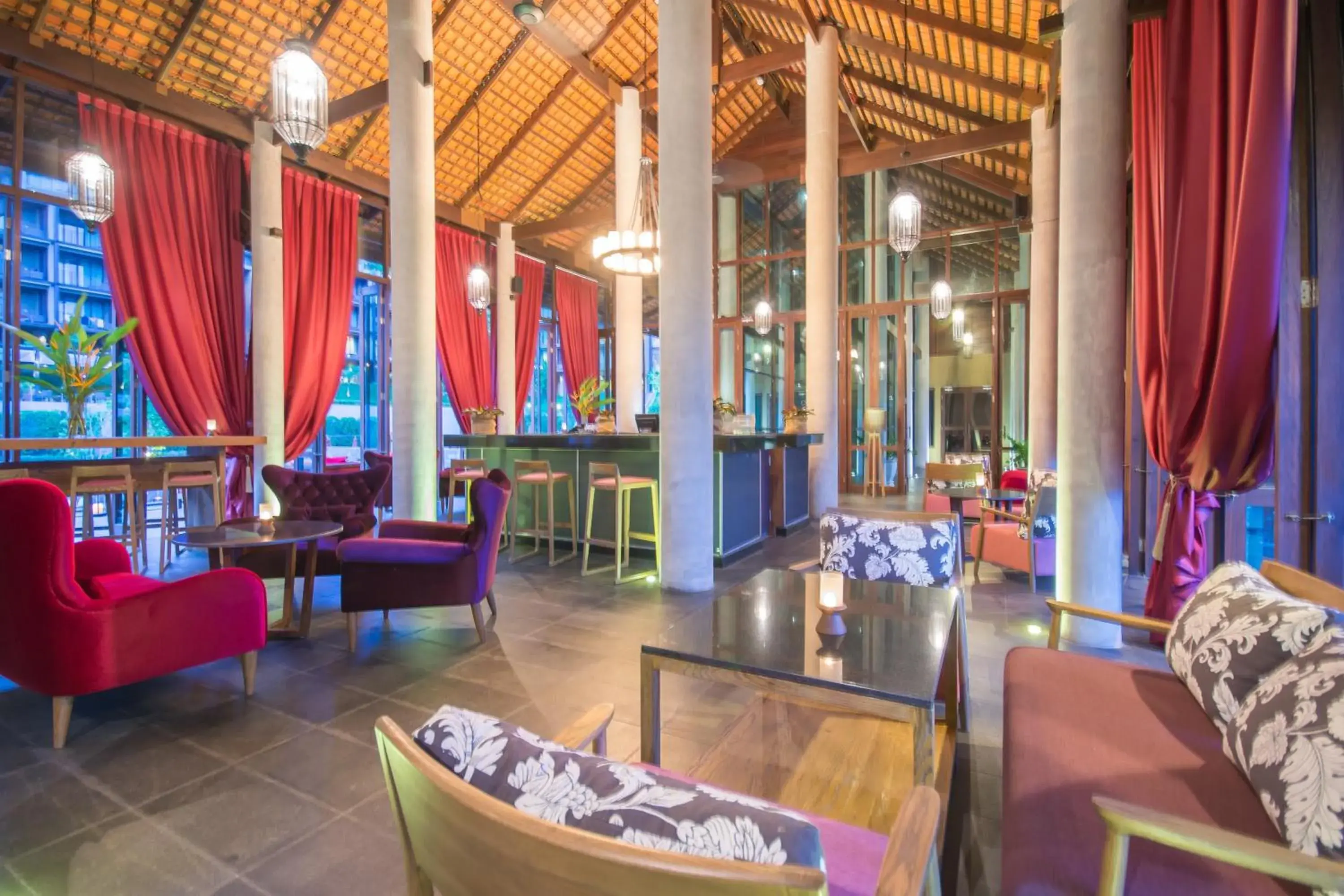 Restaurant/places to eat in Sunsuri Phuket - SHA Plus Restaurant/places to eat in Sunsuri Phuket - SHA Plus