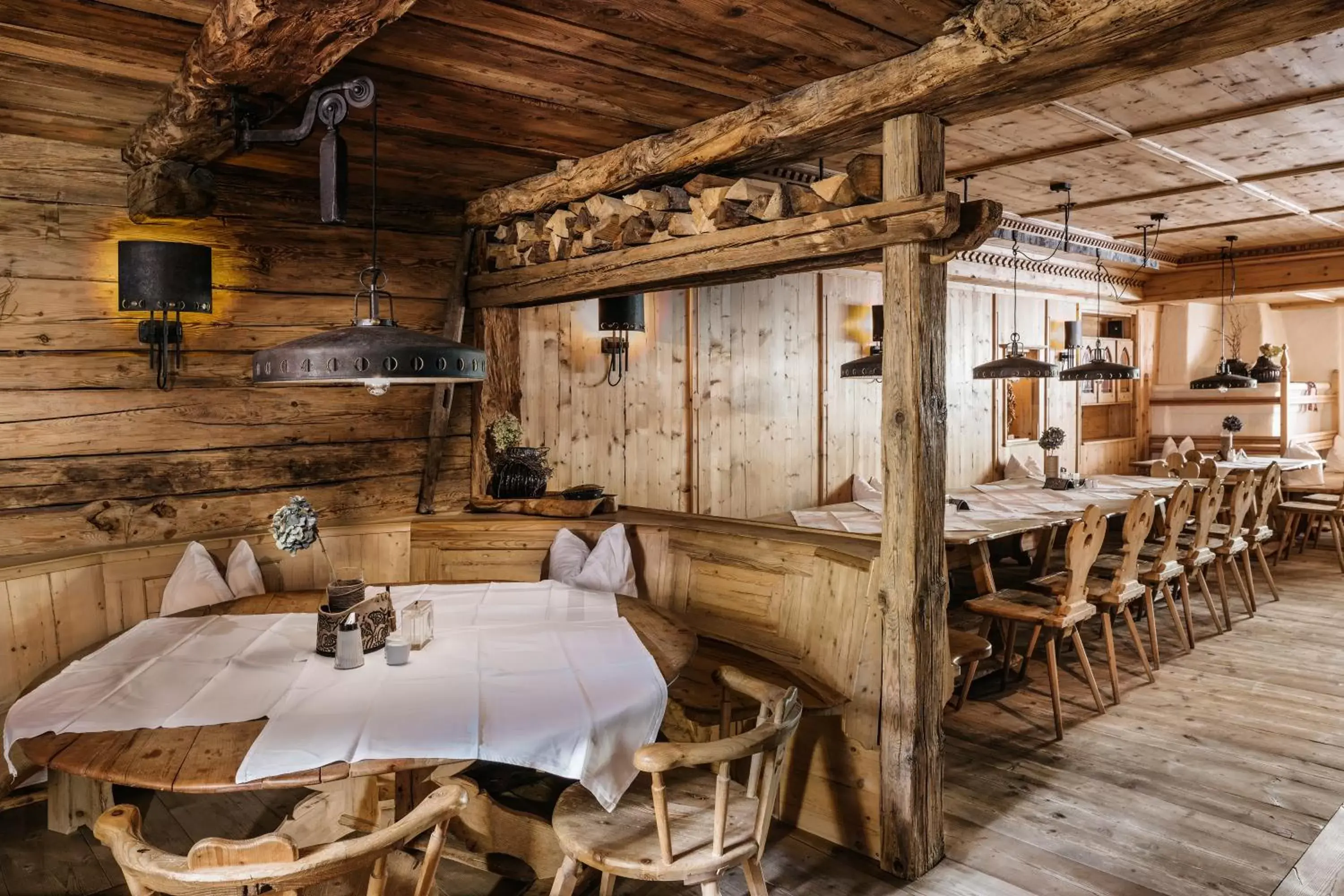 Seating area, Restaurant/Places to Eat in Hotel Hinteregger