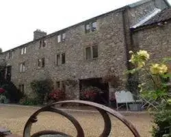 Facade/entrance, Property Building in Hornsbury Mill