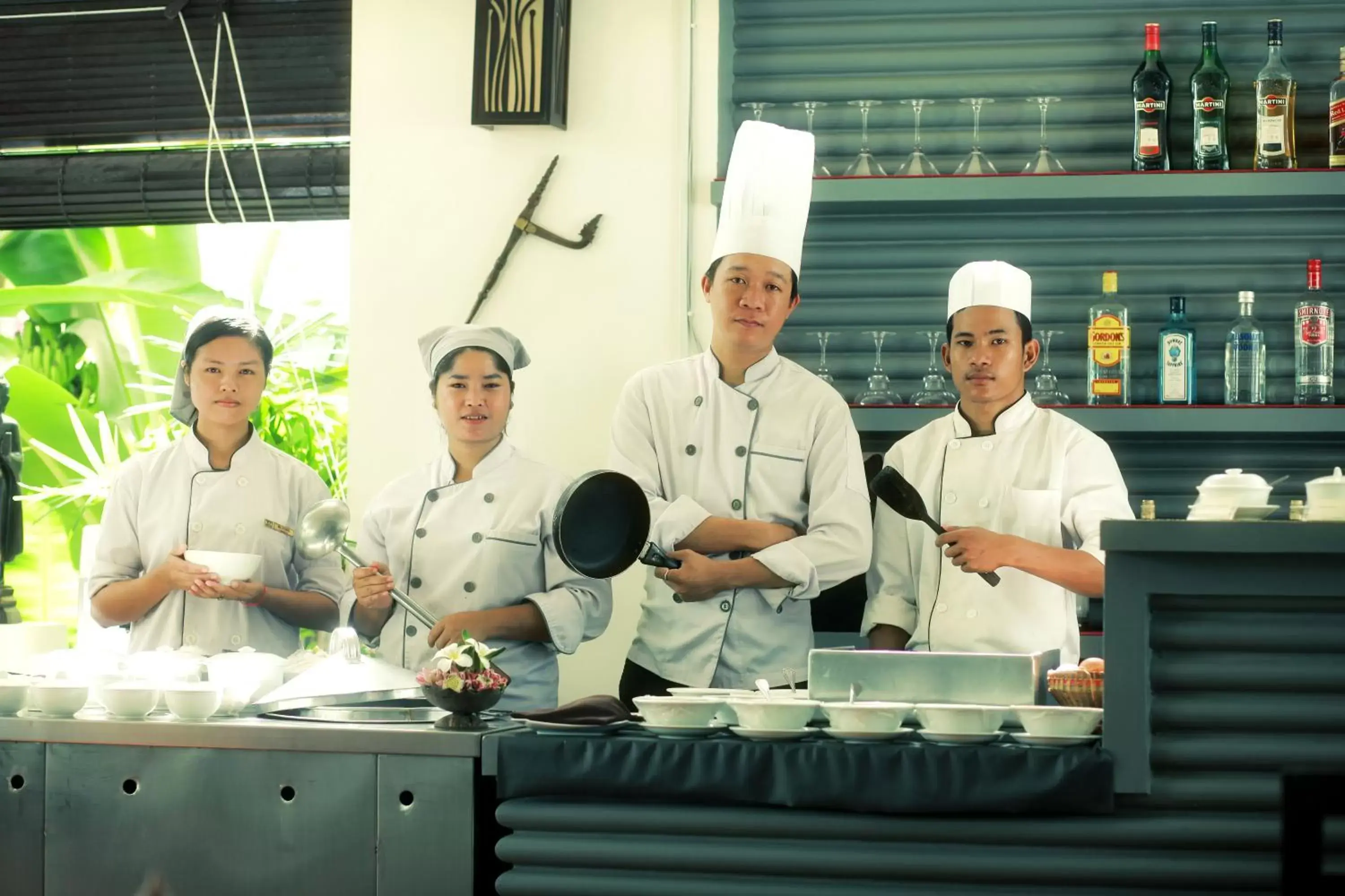 Restaurant/places to eat, Staff in SAKABAN Residence