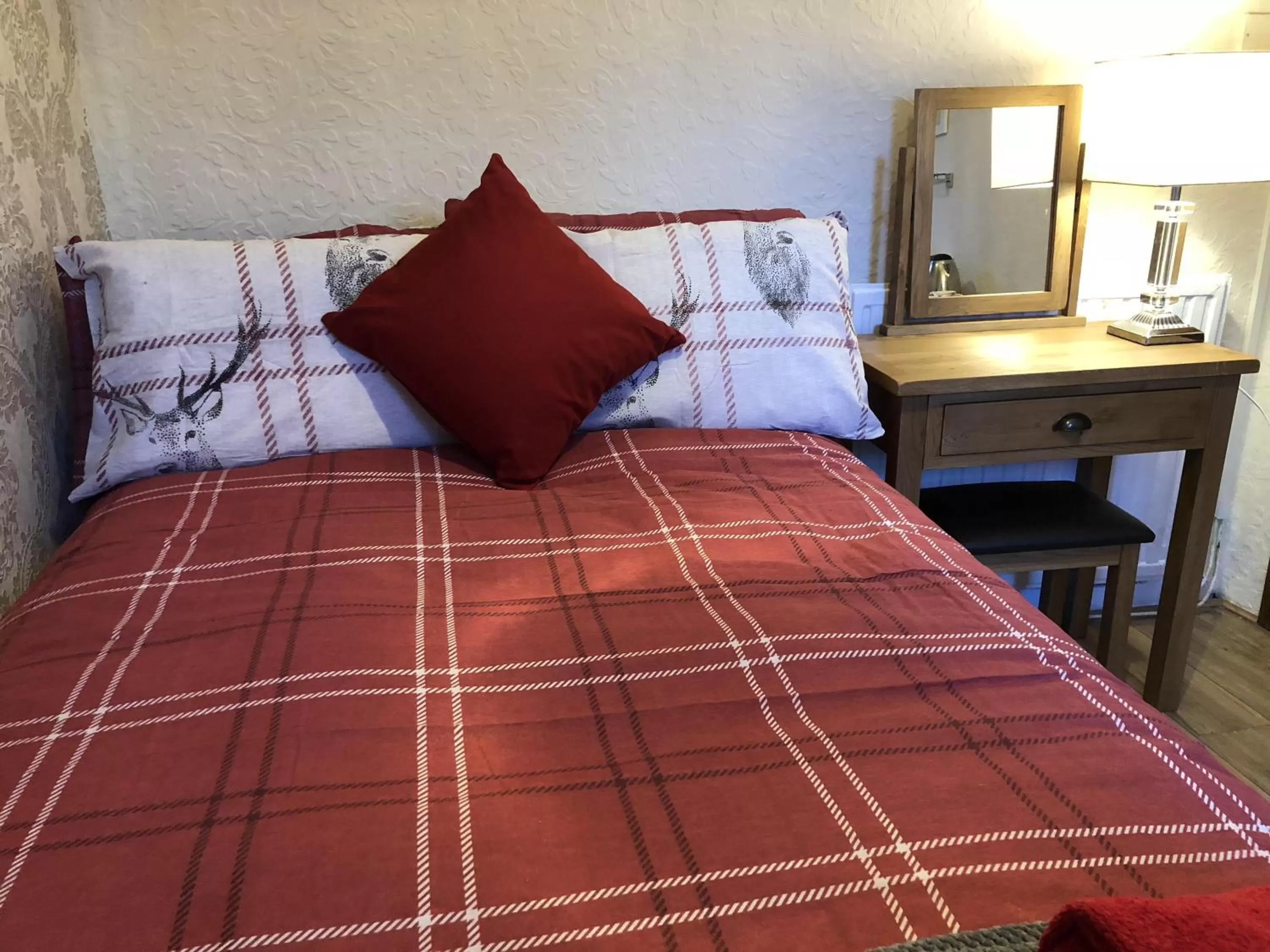 Bed in Castle Walk Bed & Breakfast