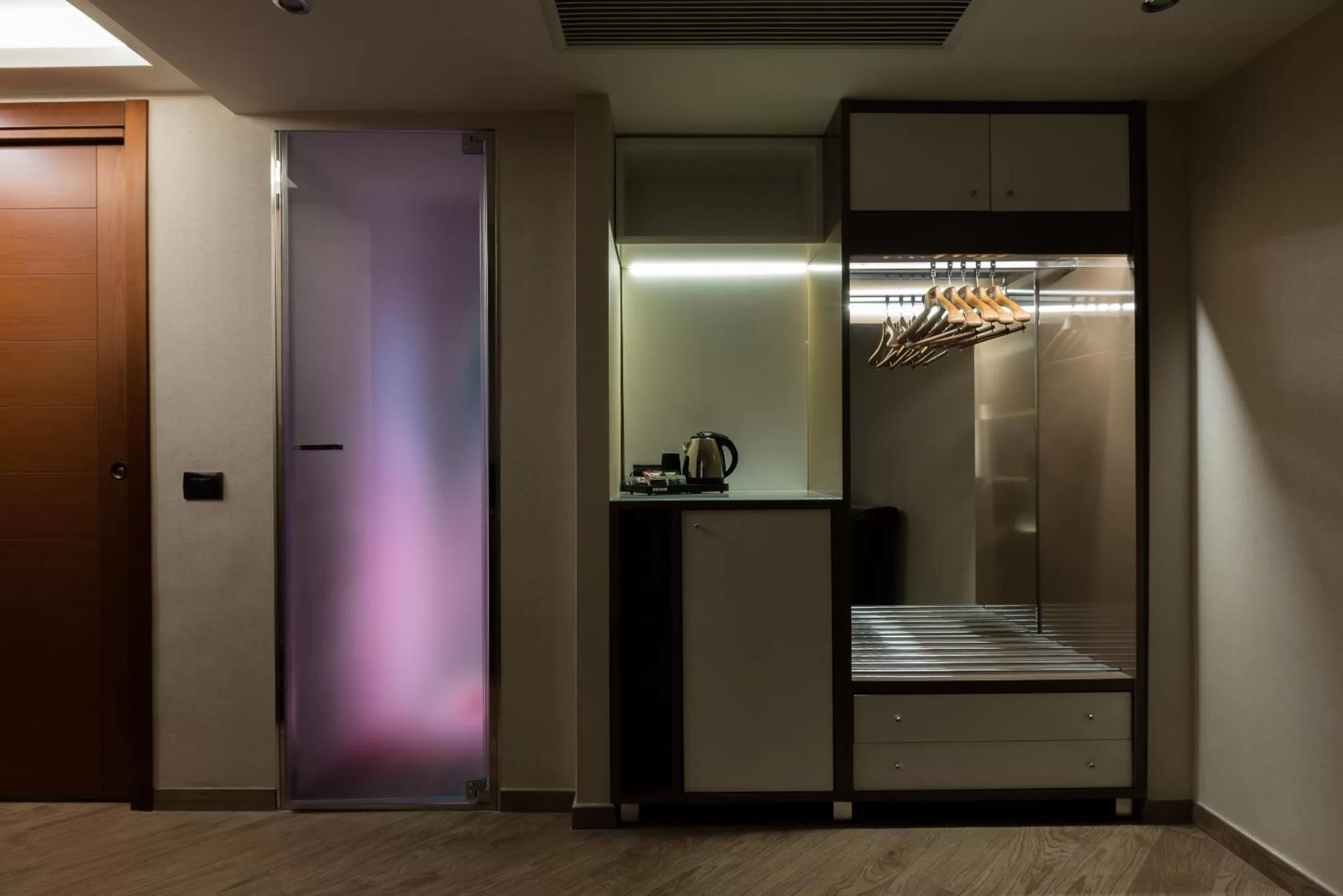 Shower in Magri's Hotel