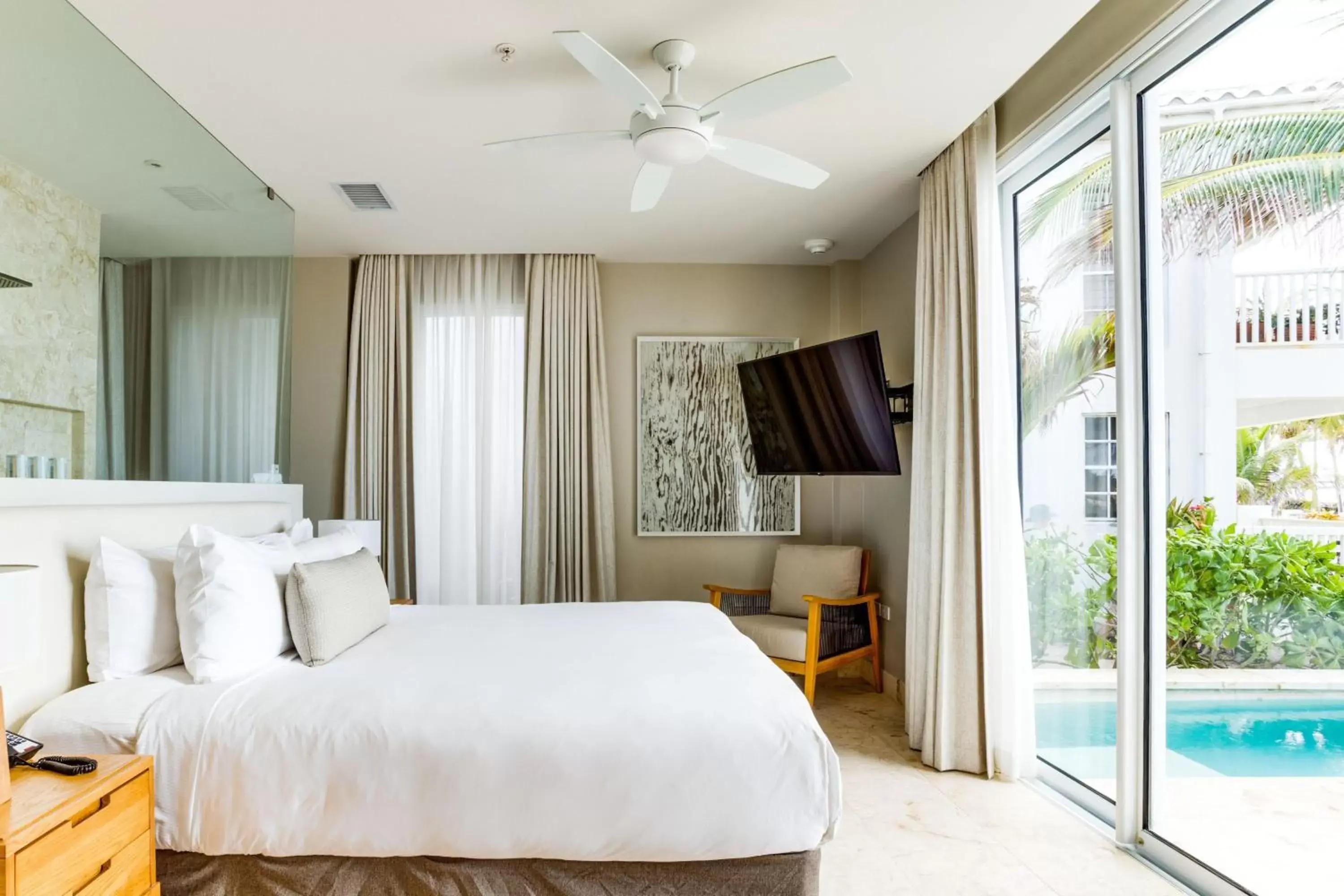 Bedroom in Alaia Belize, Autograph Collection