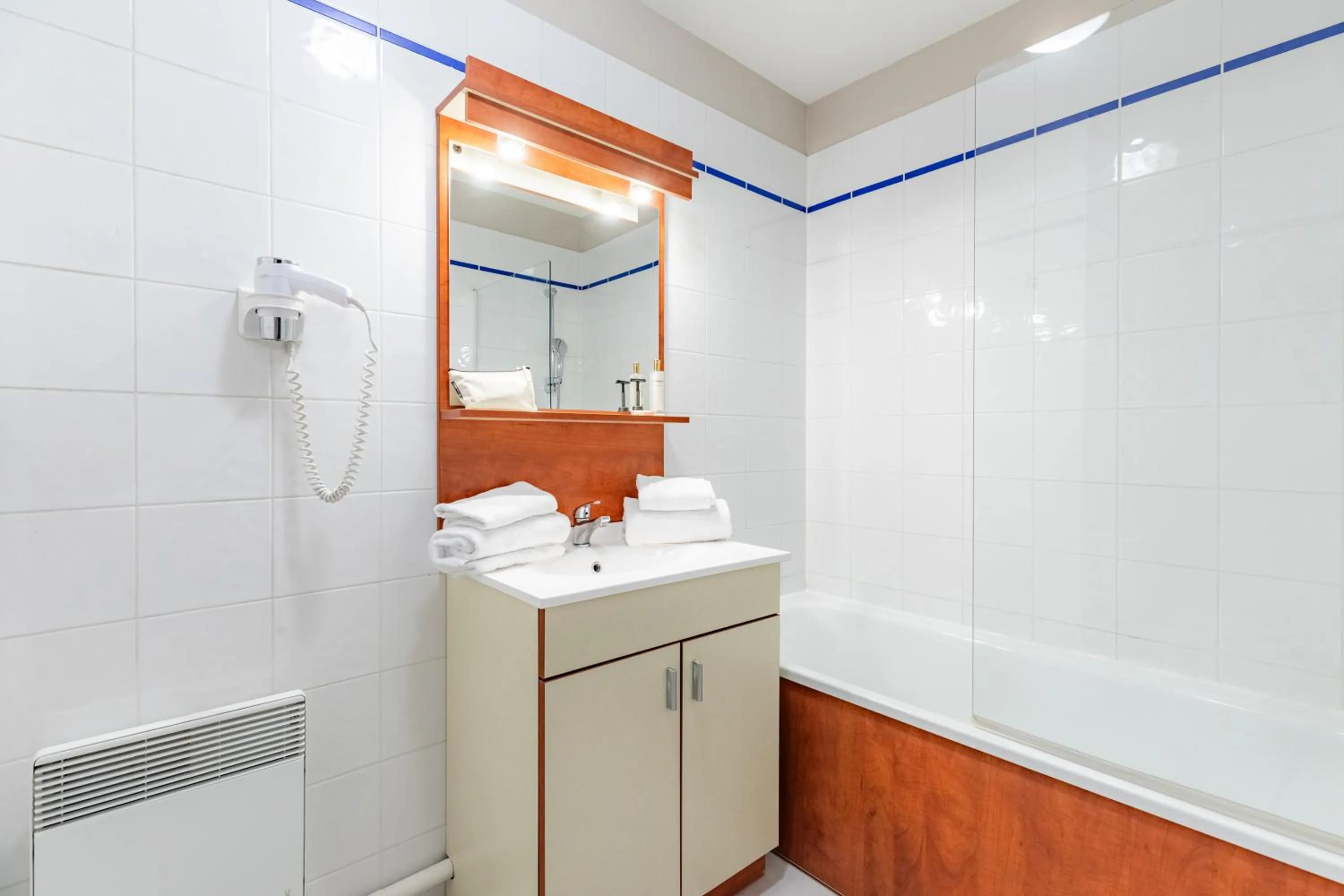 Bathroom in Appart'City Classic Limoges