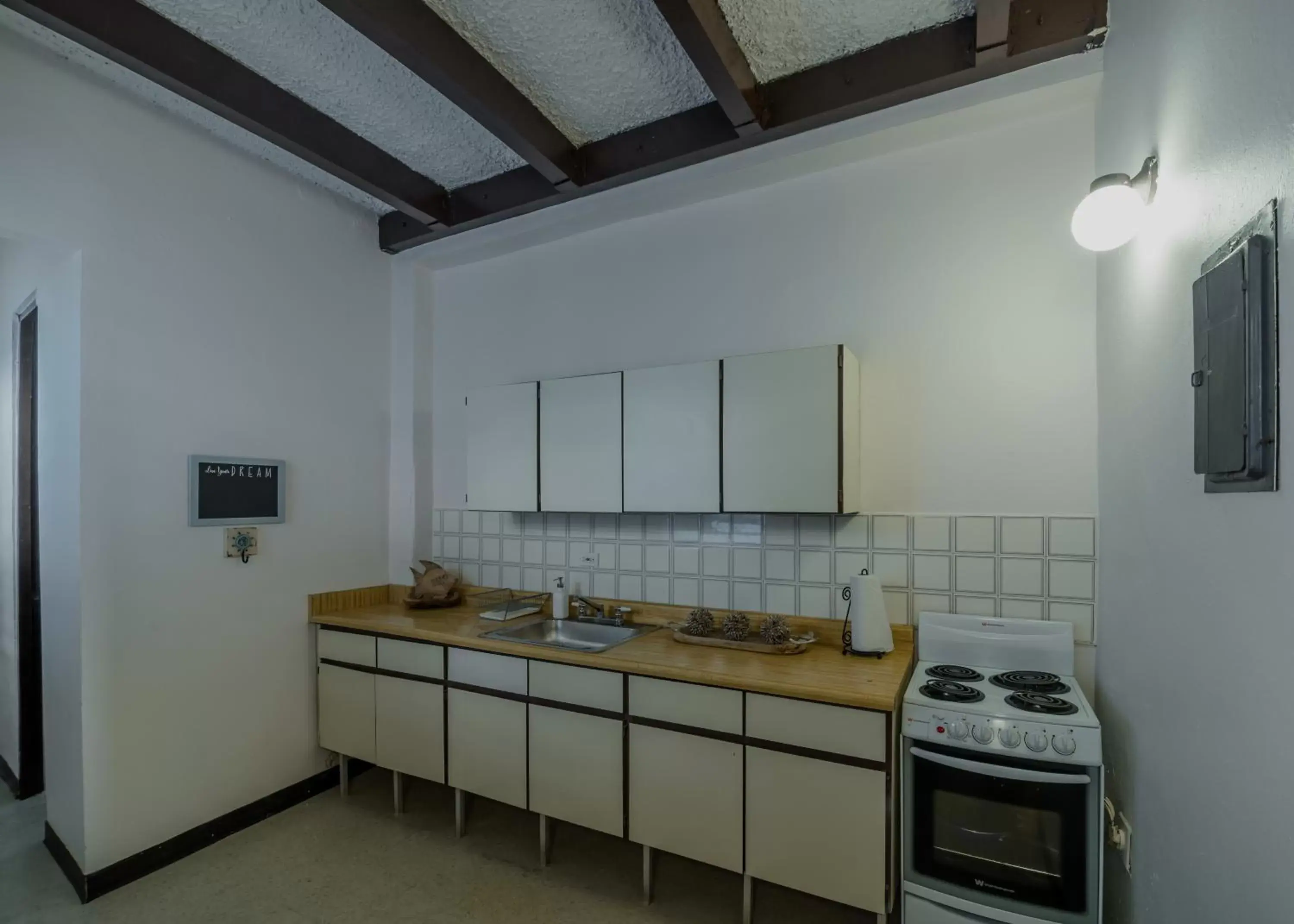 Kitchen or kitchenette, Bathroom in La Capitana Old San Juan