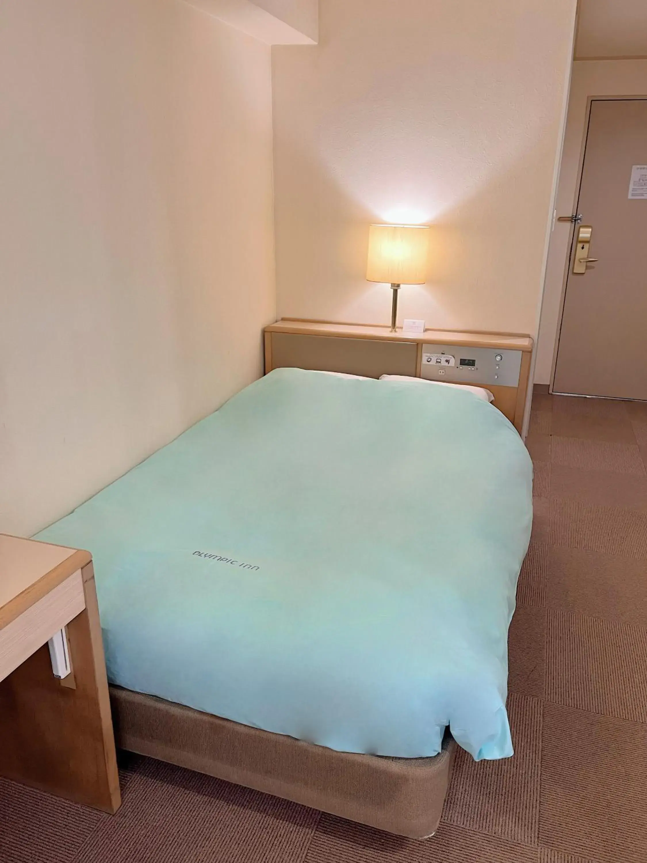 Bed in Olympic Inn Kanda Bed in Olympic Inn Kanda