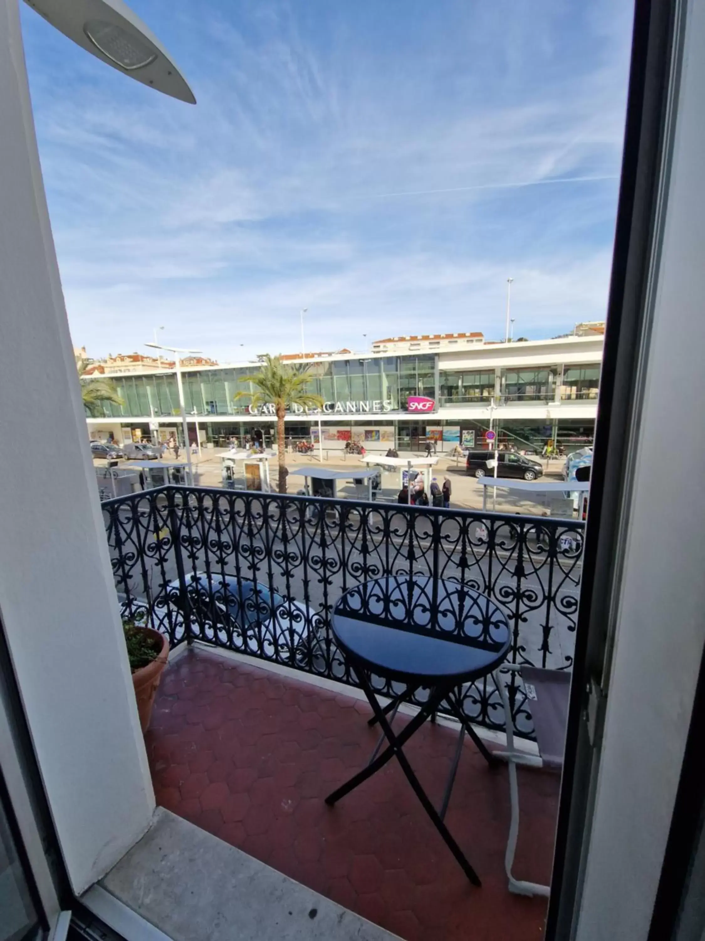 City view, Balcony/Terrace in Hôtel du Nord