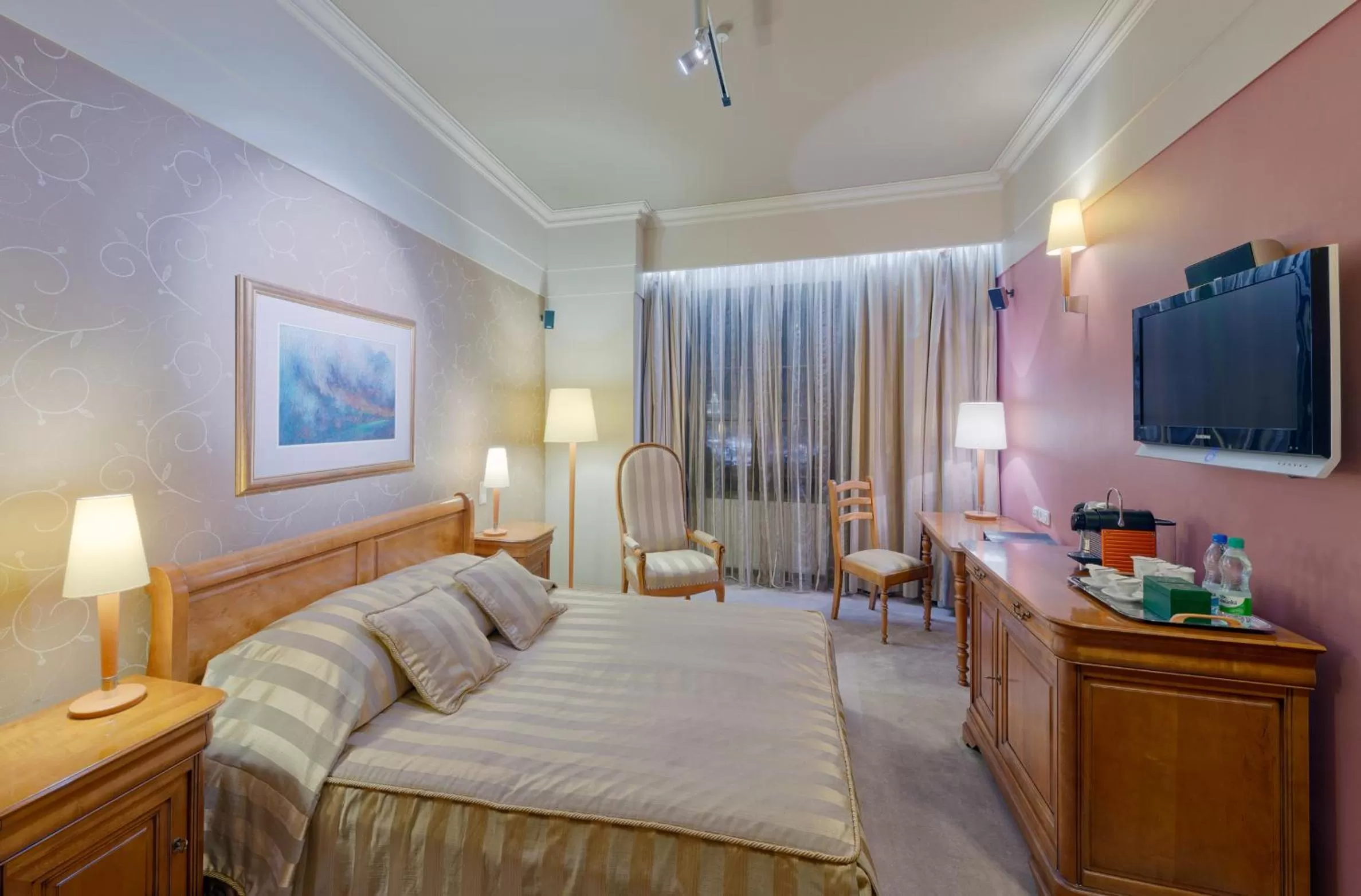 Photo of the whole room, Bed in Hotel Wentzl