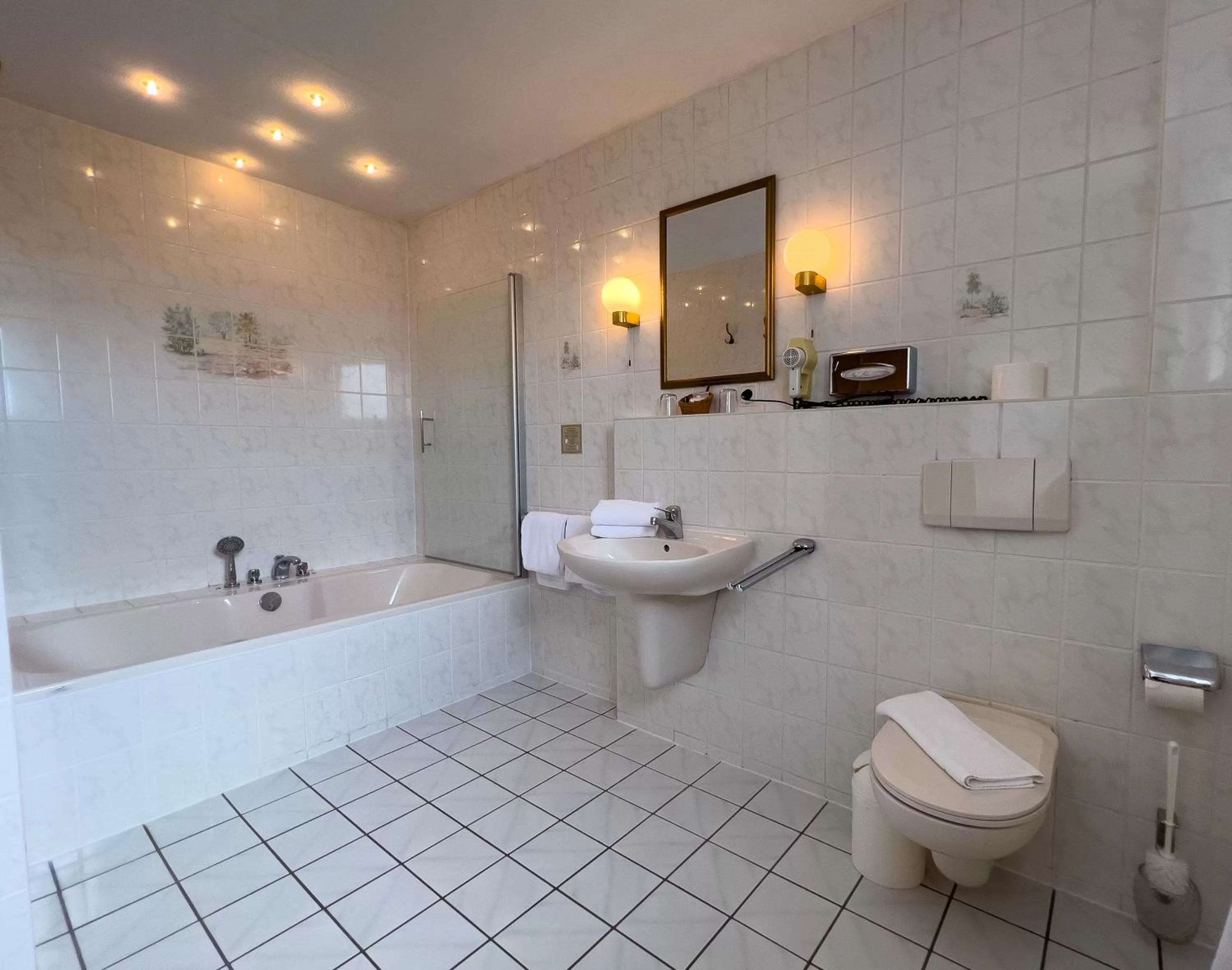 Bathroom in Hotel Landhaus Wörlitzer Hof