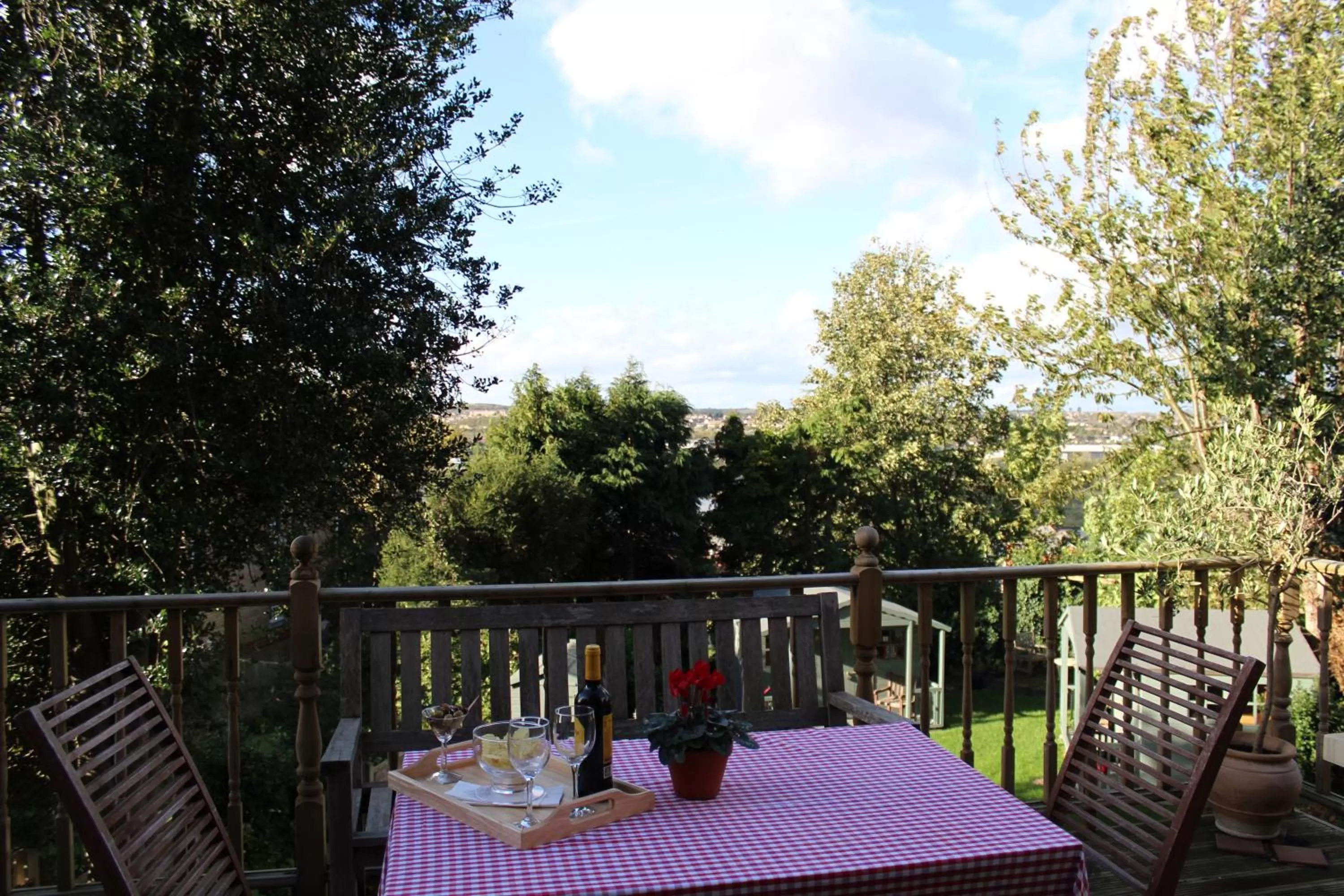 Day in Botleigh Villa