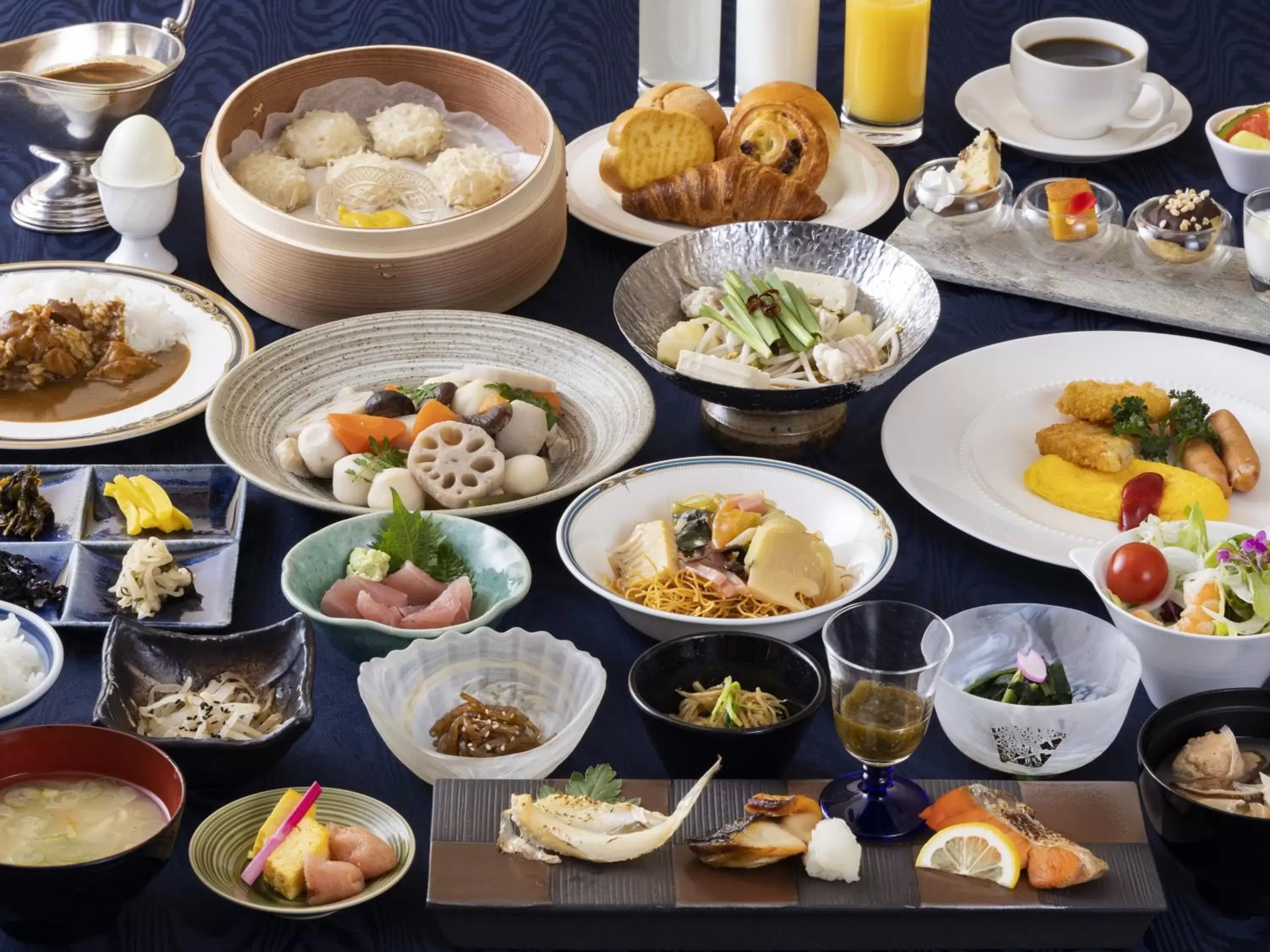 Food and drinks in Ark Hotel Royal Fukuoka Tenjin -ROUTE INN HOTELS-