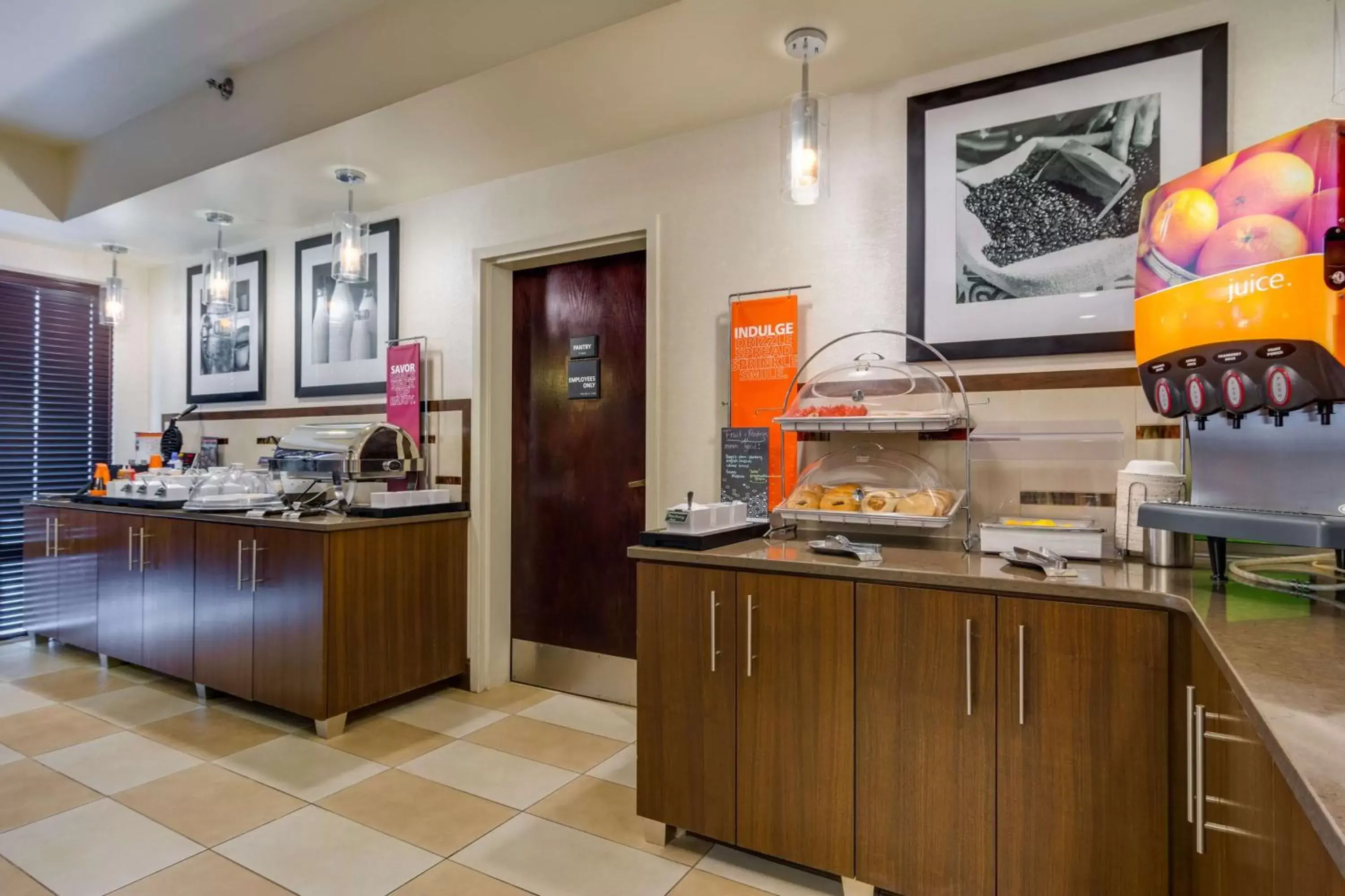 Dining area, Restaurant/Places to Eat in Hampton Inn Johnson City