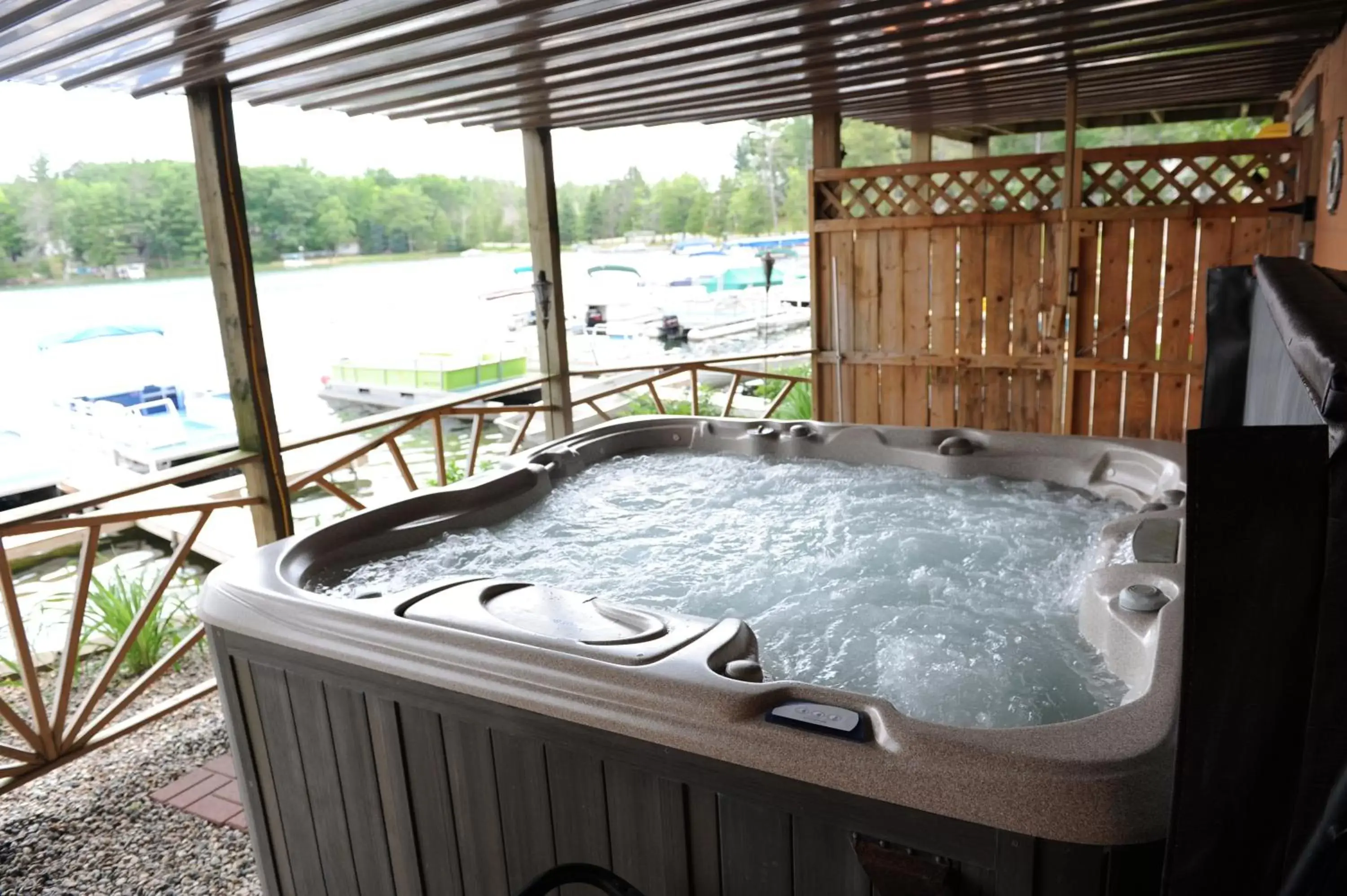 Hot Tub in Clear Lake Resort