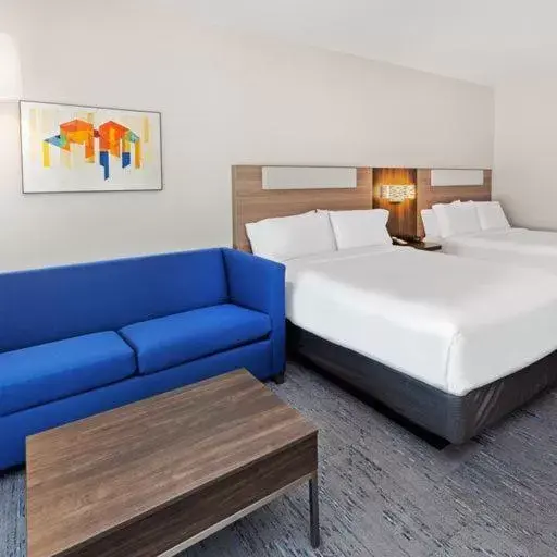 Bed in Holiday Inn Express & Suites - Houston SW - Rosenberg, an IHG Hotel