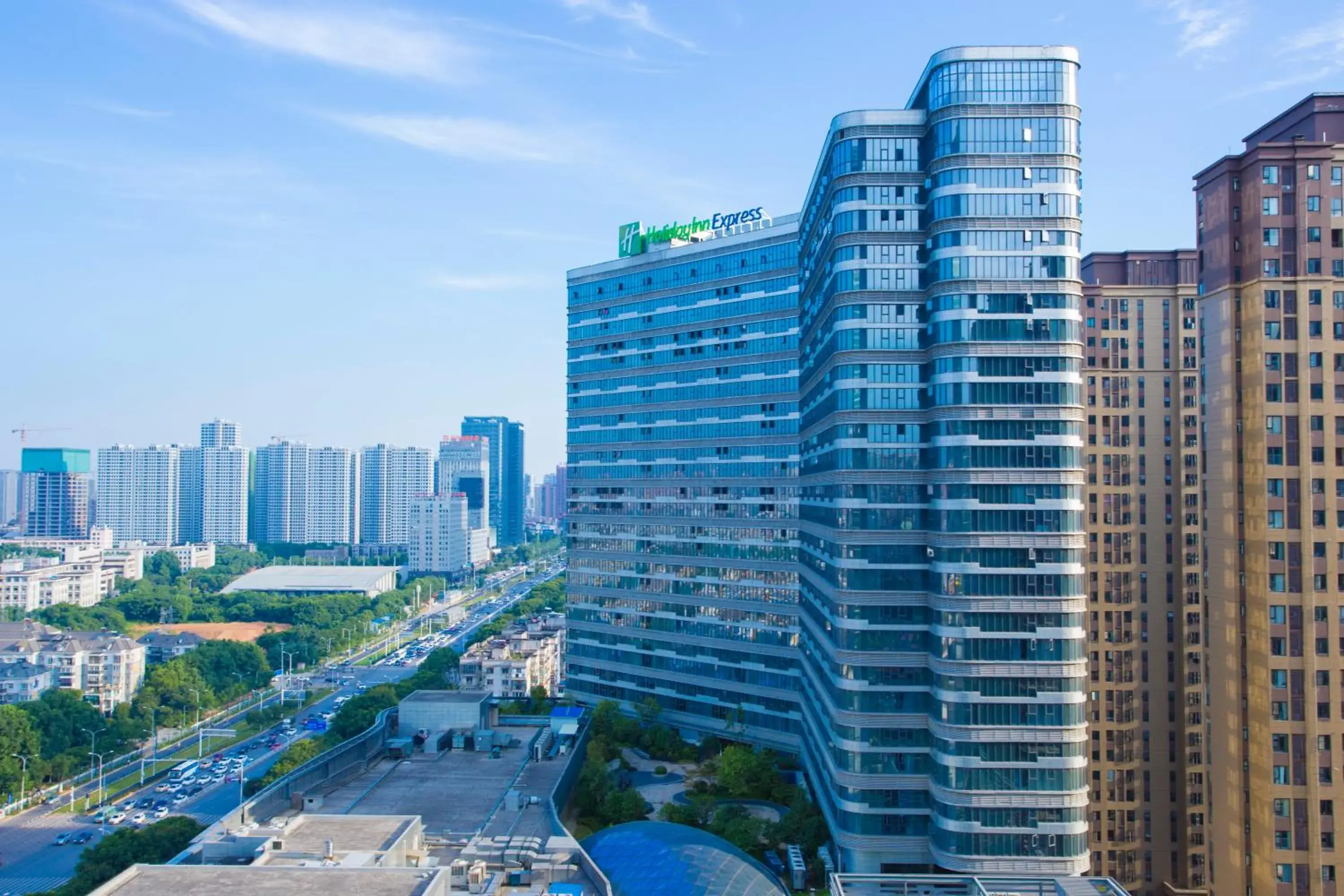 Property building in Holiday Inn Express - Wuhan Optical Valley, an IHG Hotel