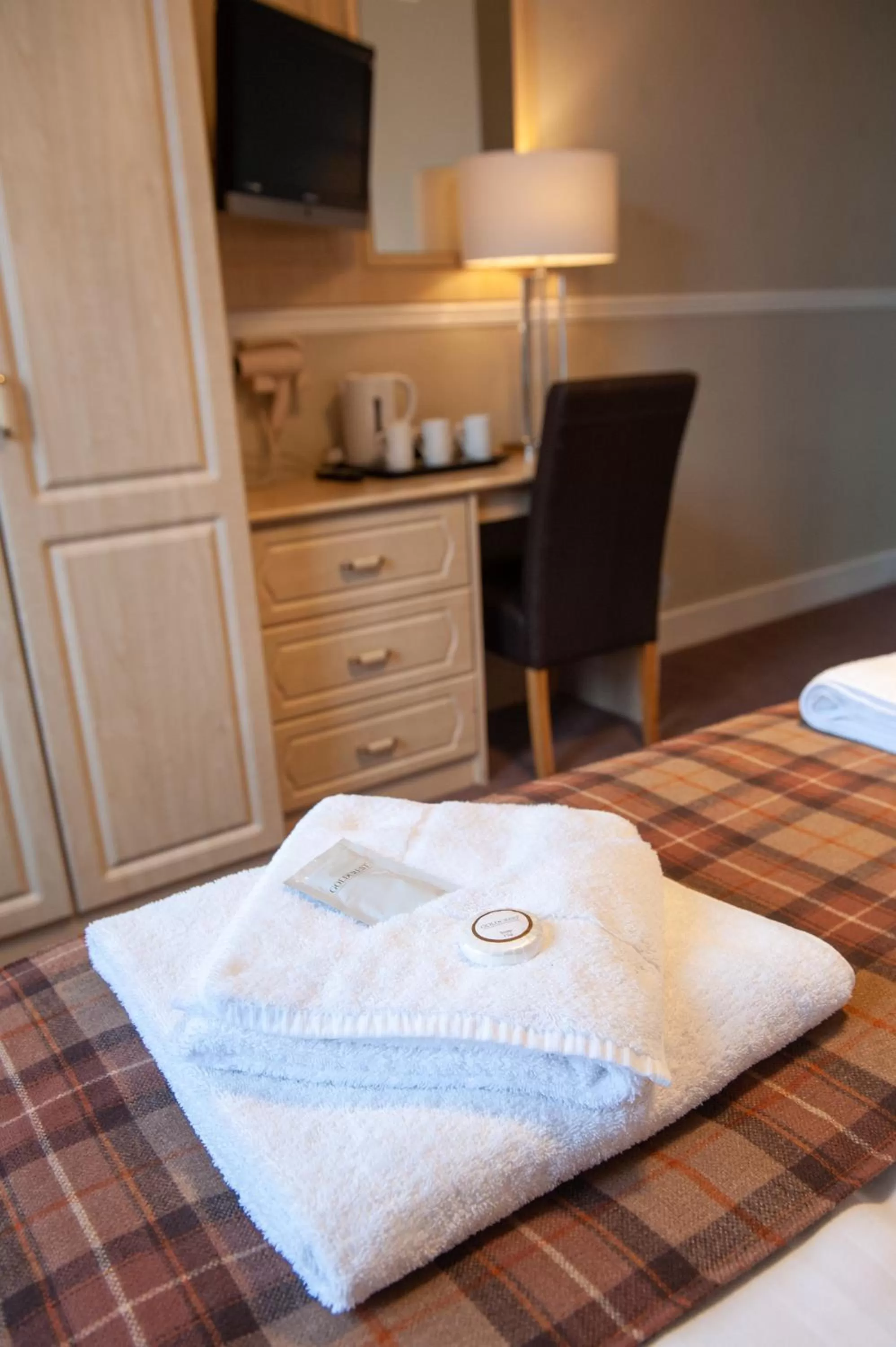 Bedroom, Bed in Osborne Hotel