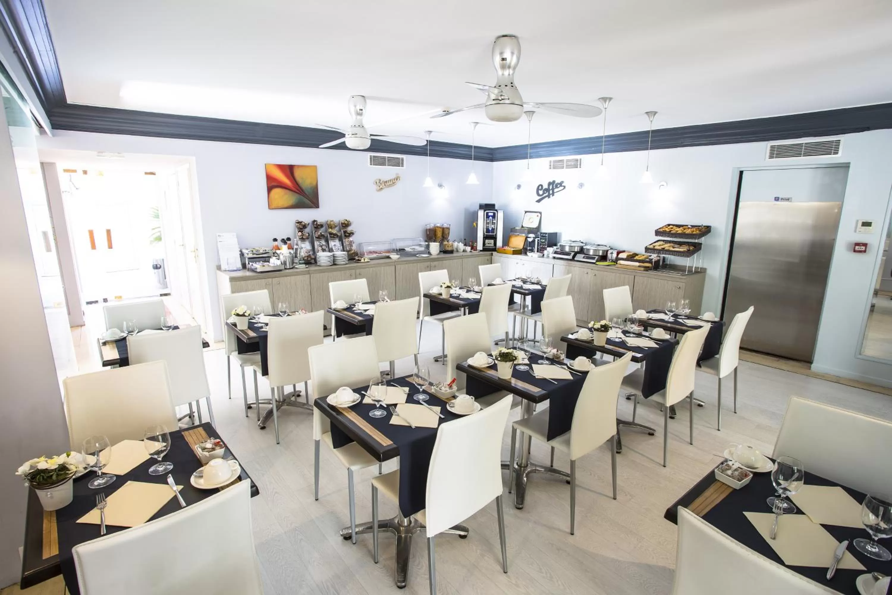 Restaurant/places to eat in Cristal Hôtel & Spa