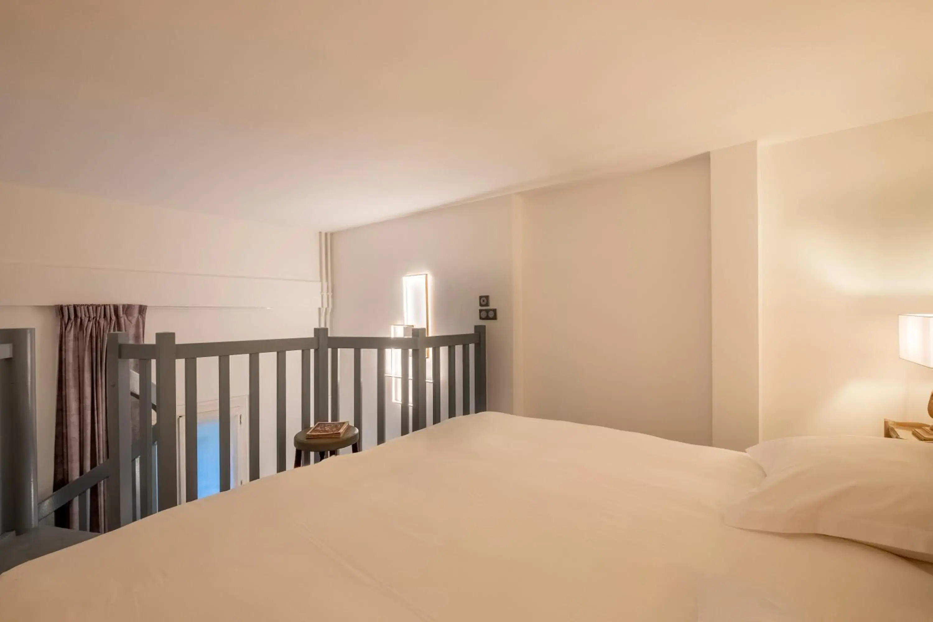 Bedroom, Bed in Hôtel Baudelaire Opéra