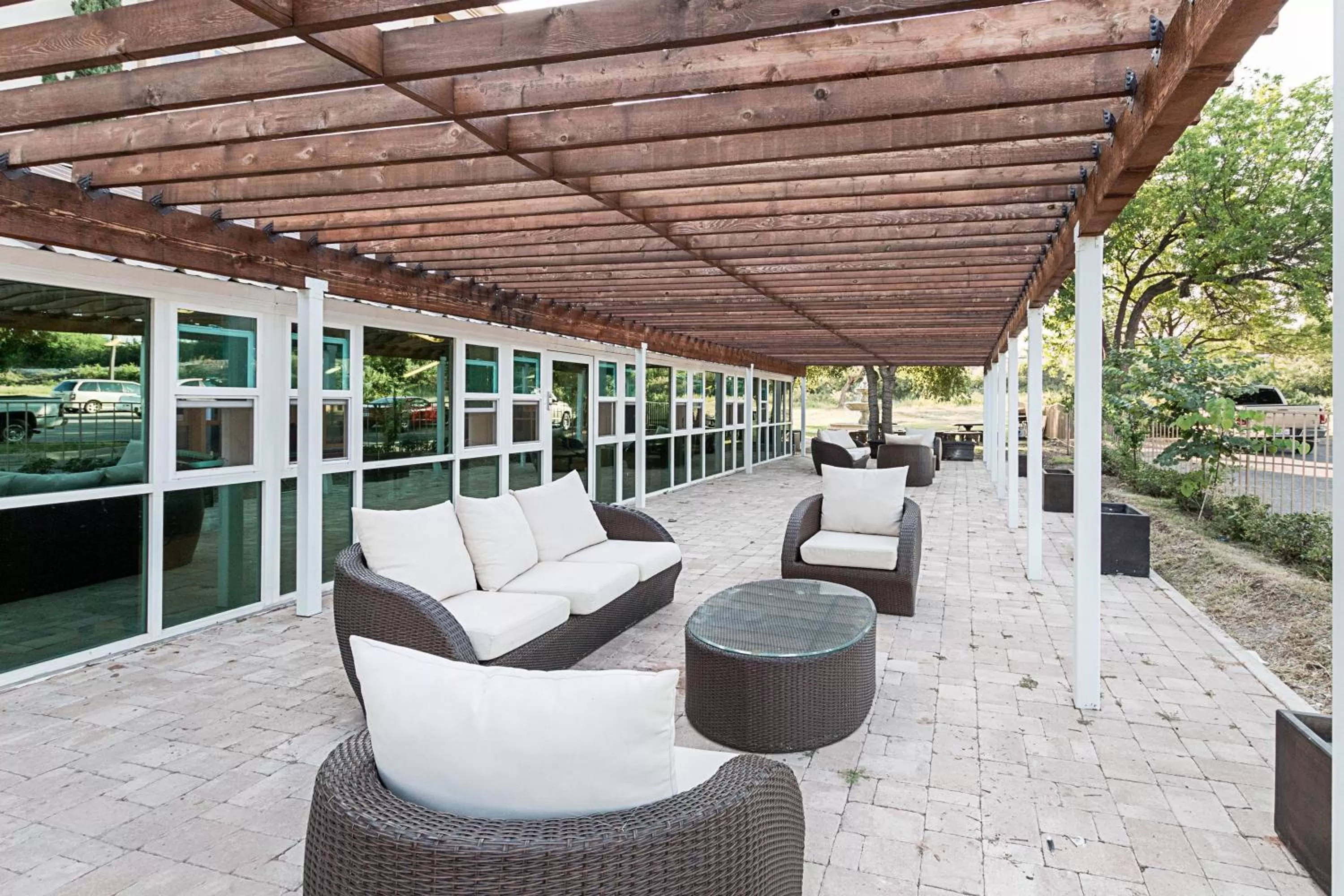 Patio in Clarion Hotel San Angelo near Convention Center