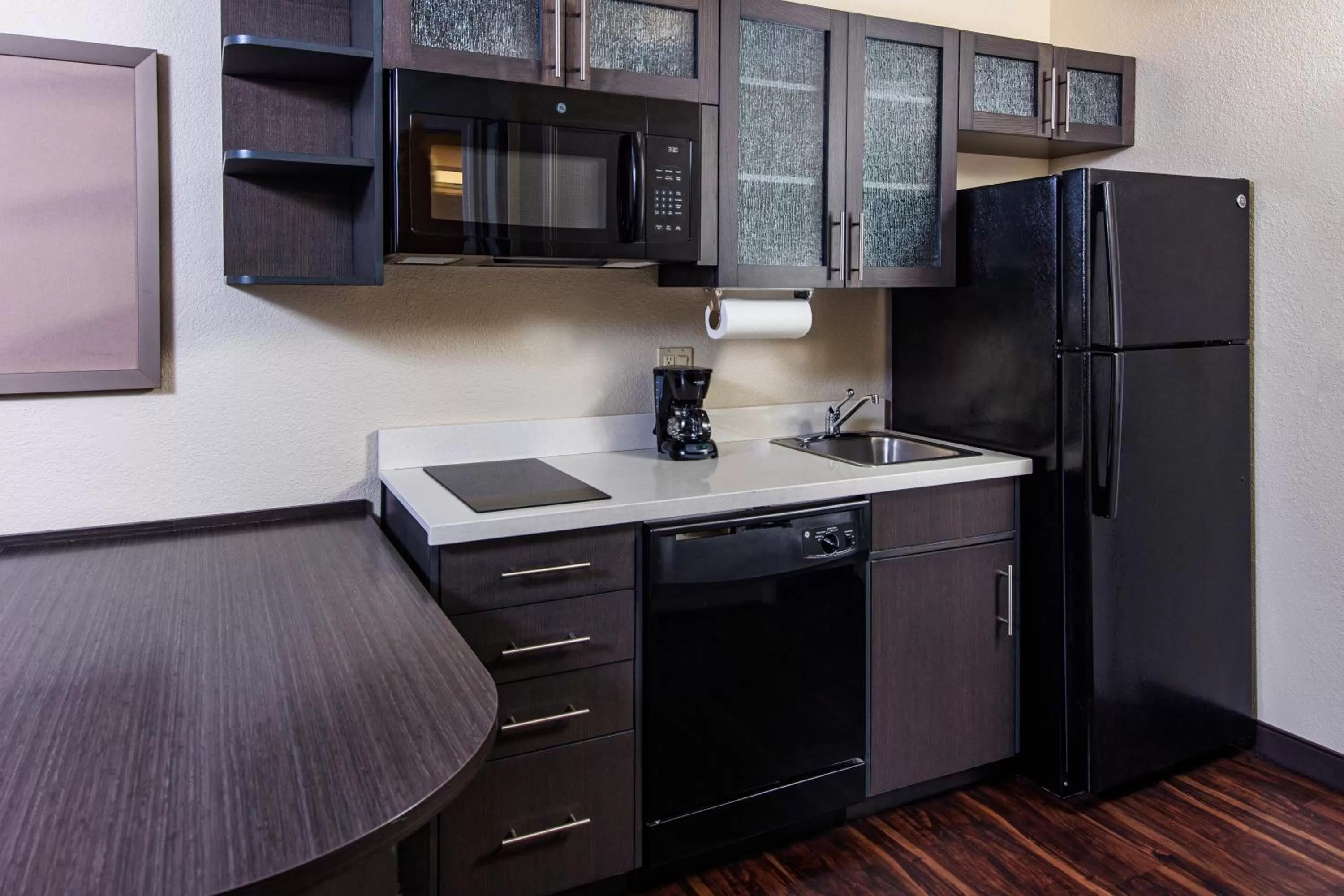 Kitchen or kitchenette in Candlewood Suites Appleton by IHG