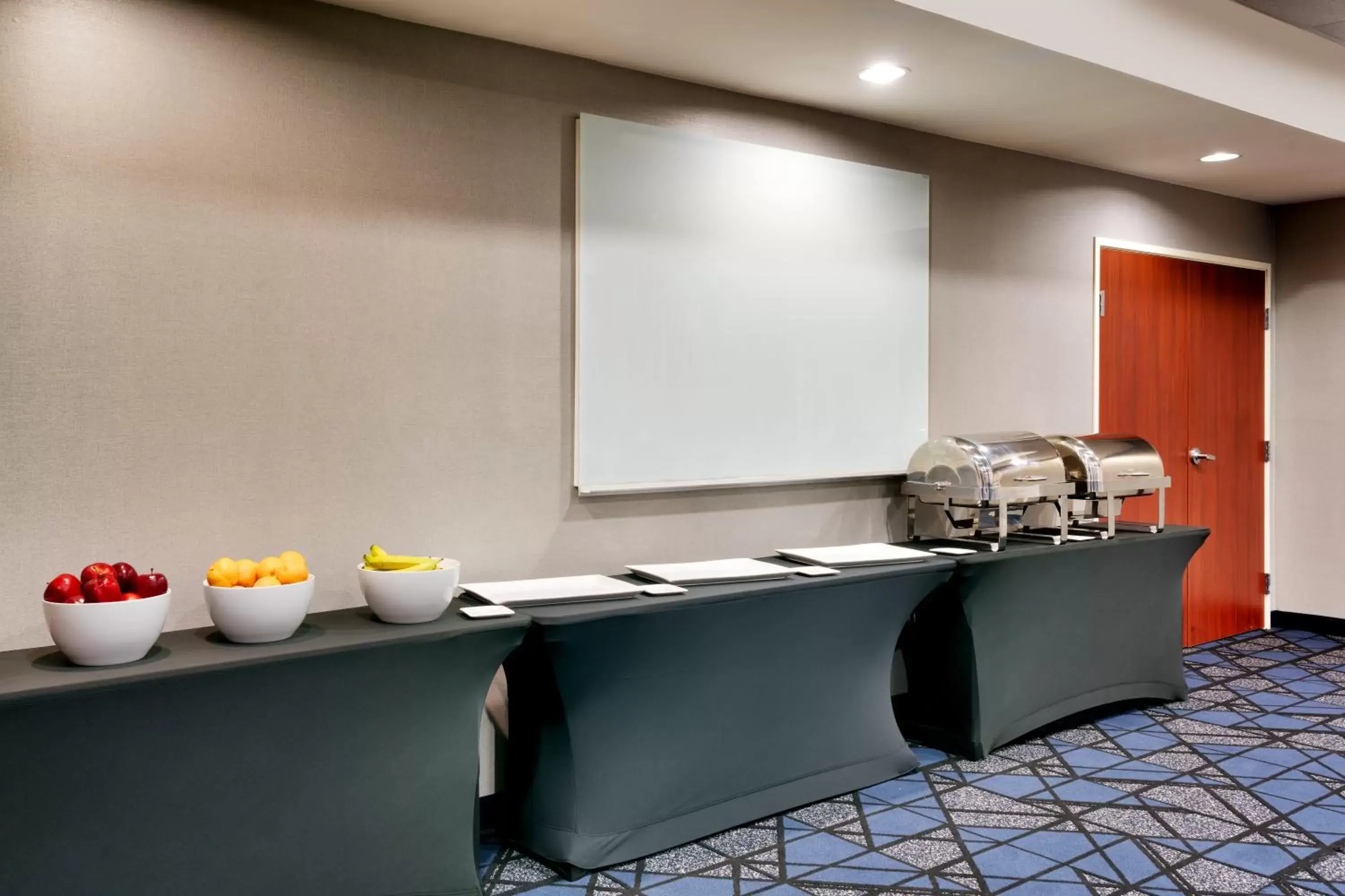 Meeting/conference room in Courtyard by Marriott Houston NASA Clear Lake